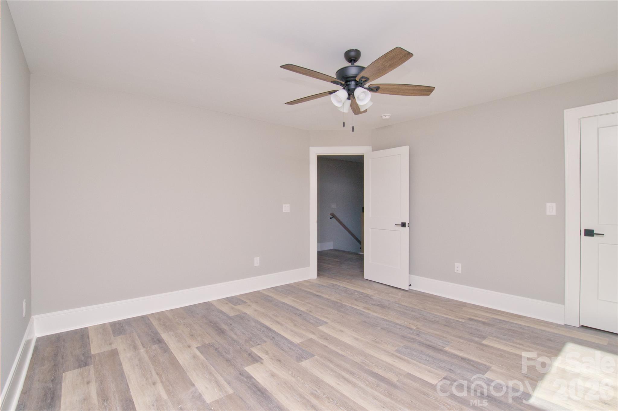 3905 Plainview Road — Charlotte