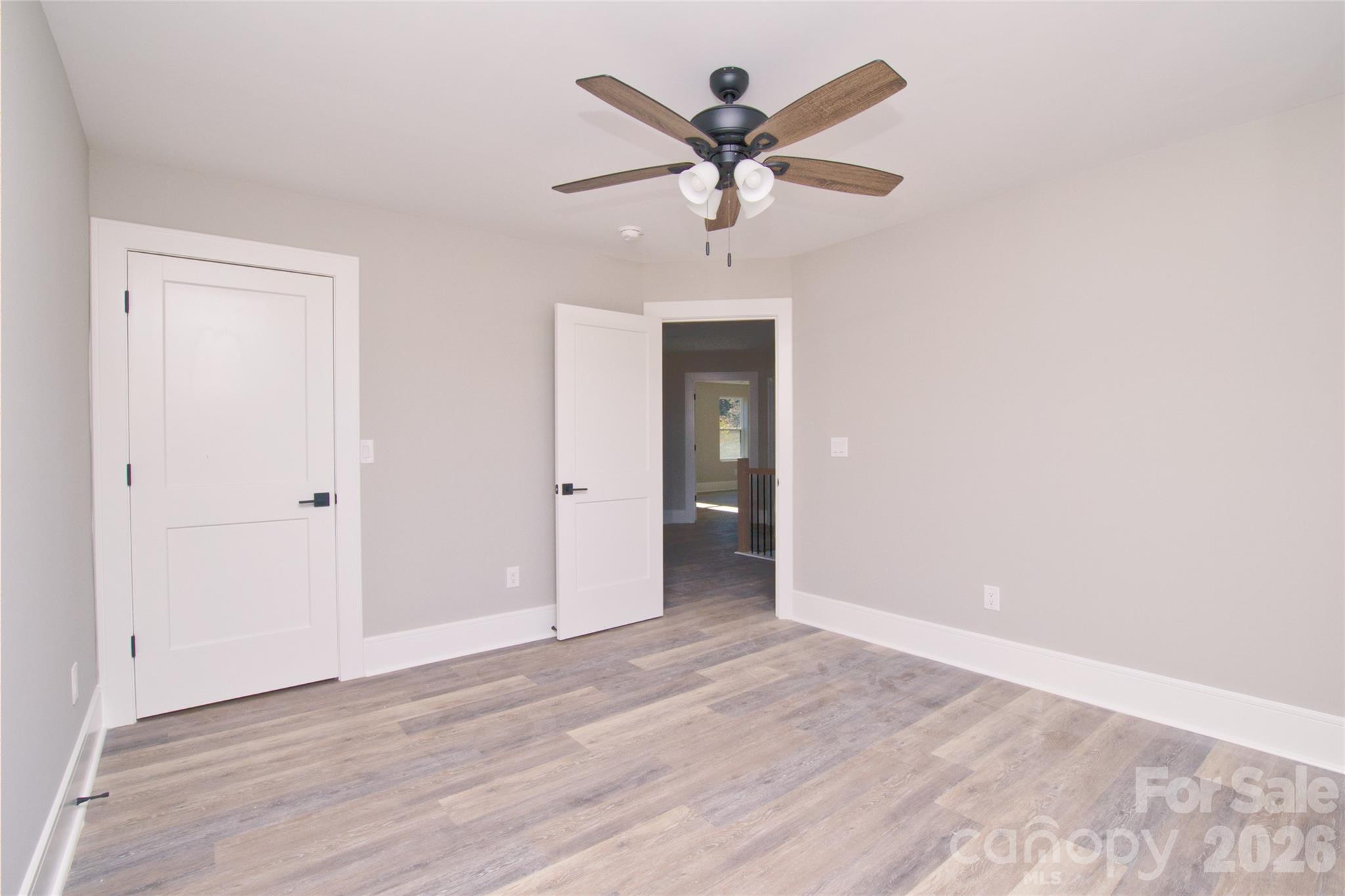 3905 Plainview Road — Charlotte