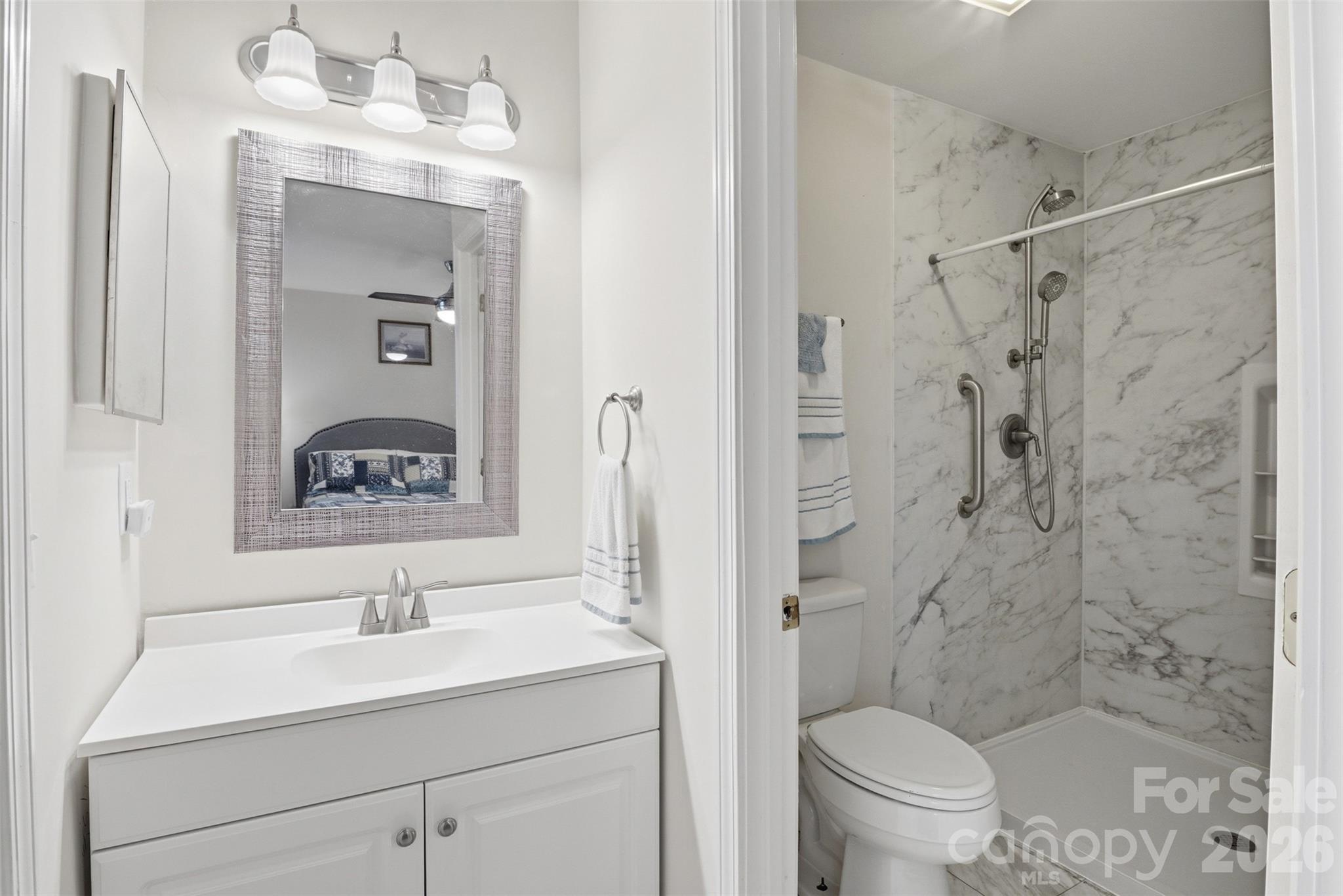 6027 Crape Myrtle Lane — Charlotte