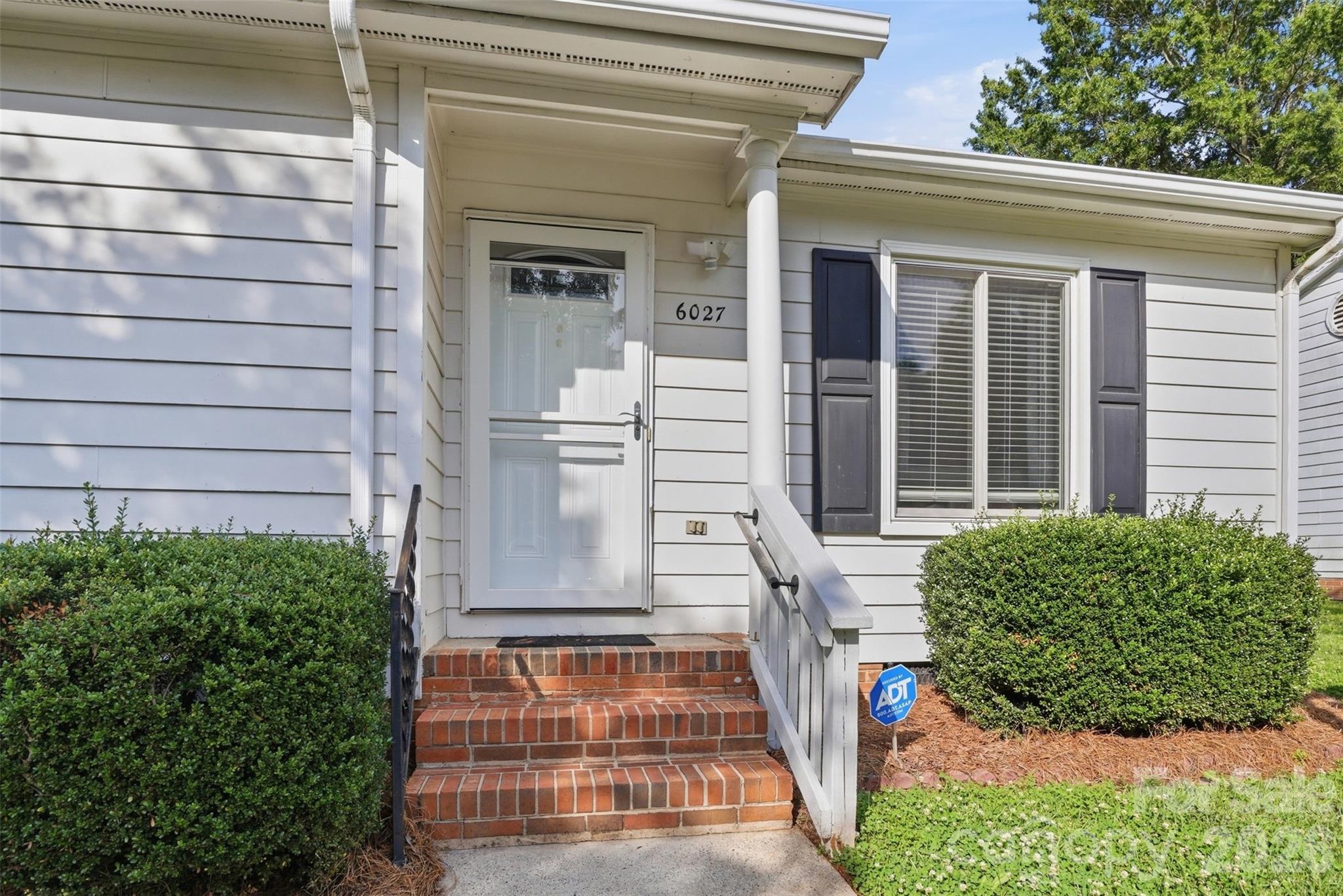 6027 Crape Myrtle Lane — Charlotte