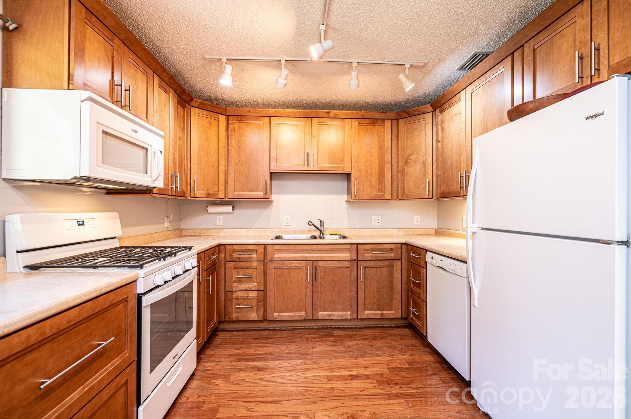1759 12th Street NE — Hickory