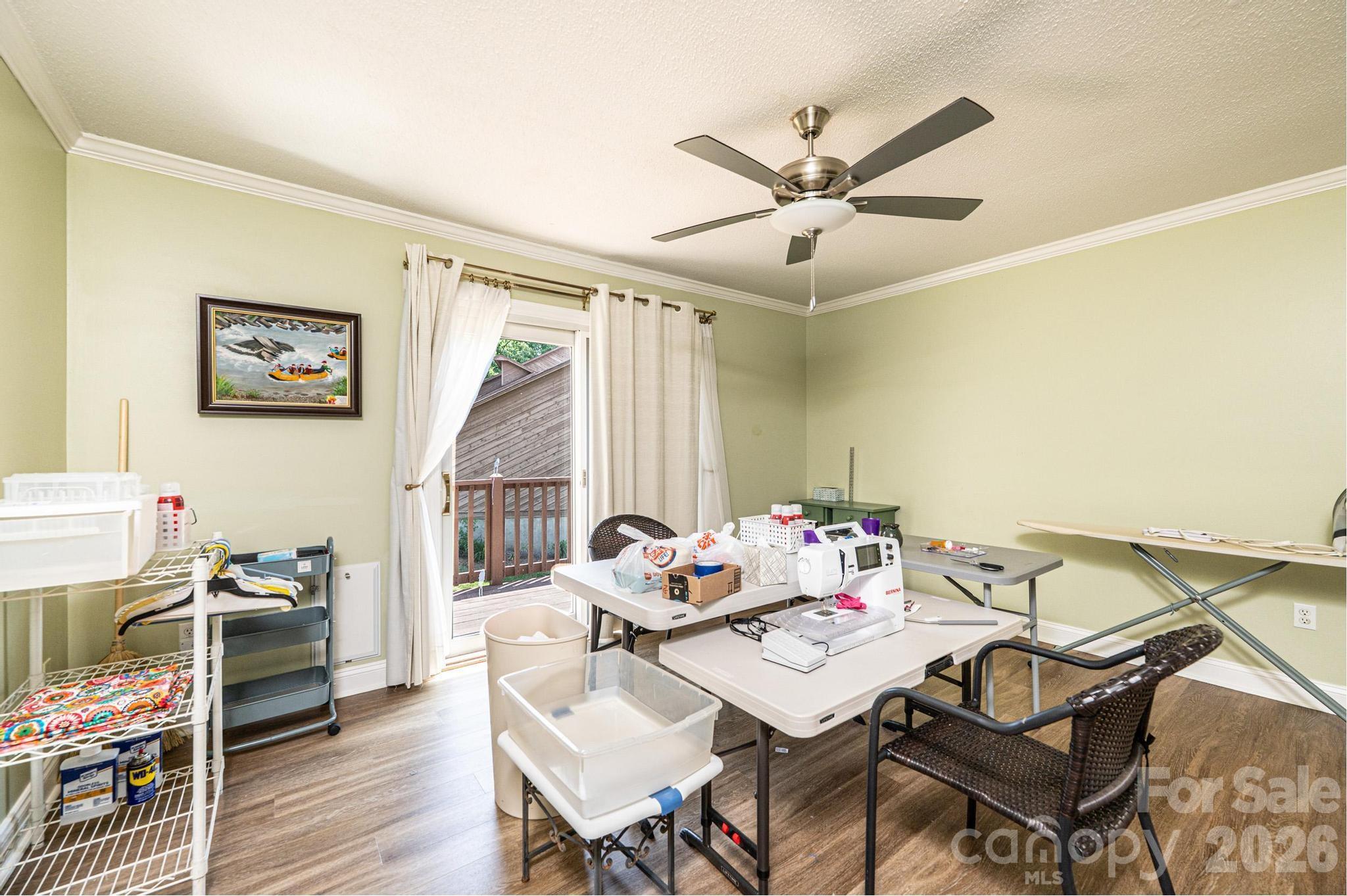 1759 12th Street NE — Hickory