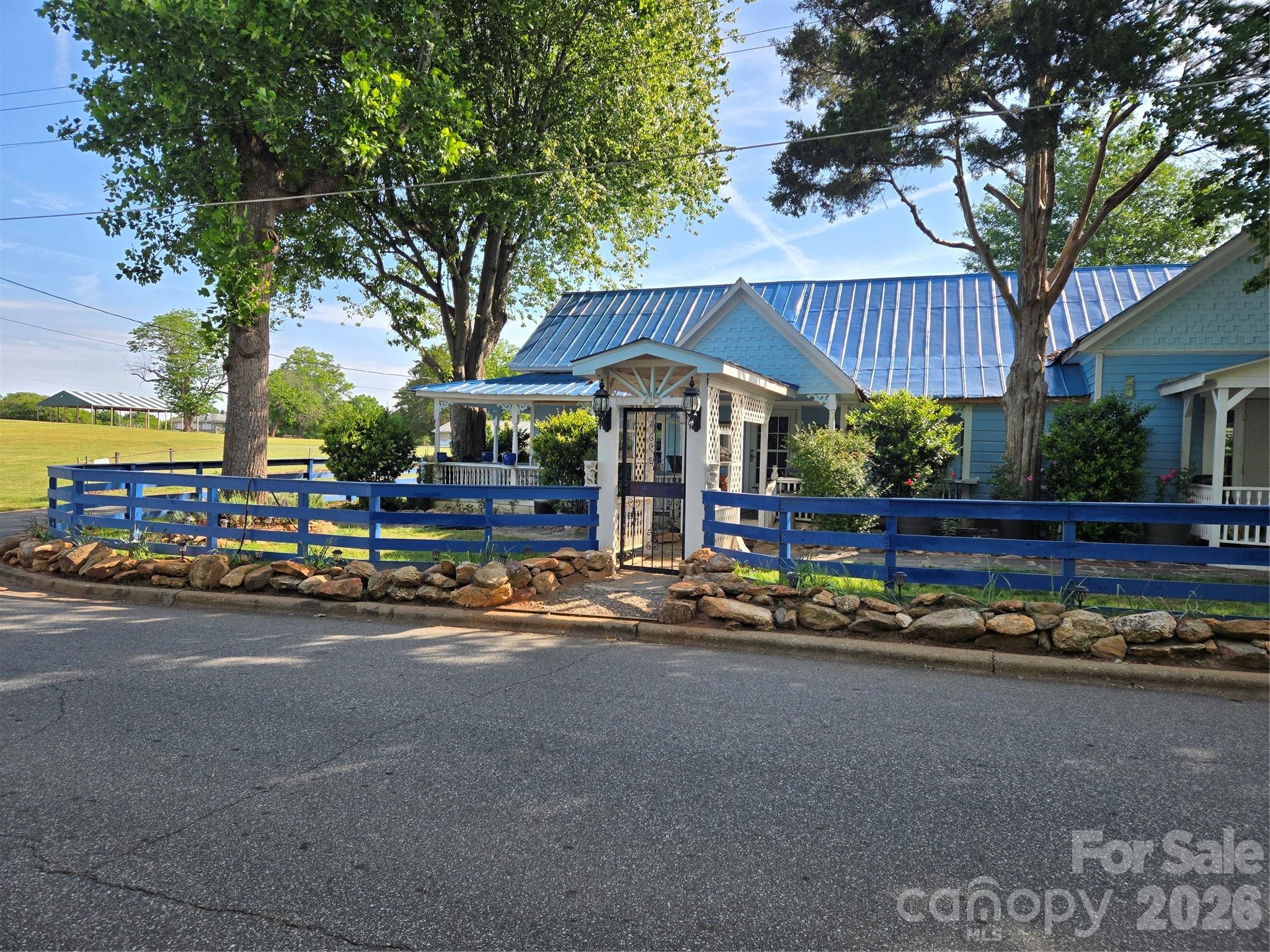 215 Cherry Mountain Street — Ellenboro