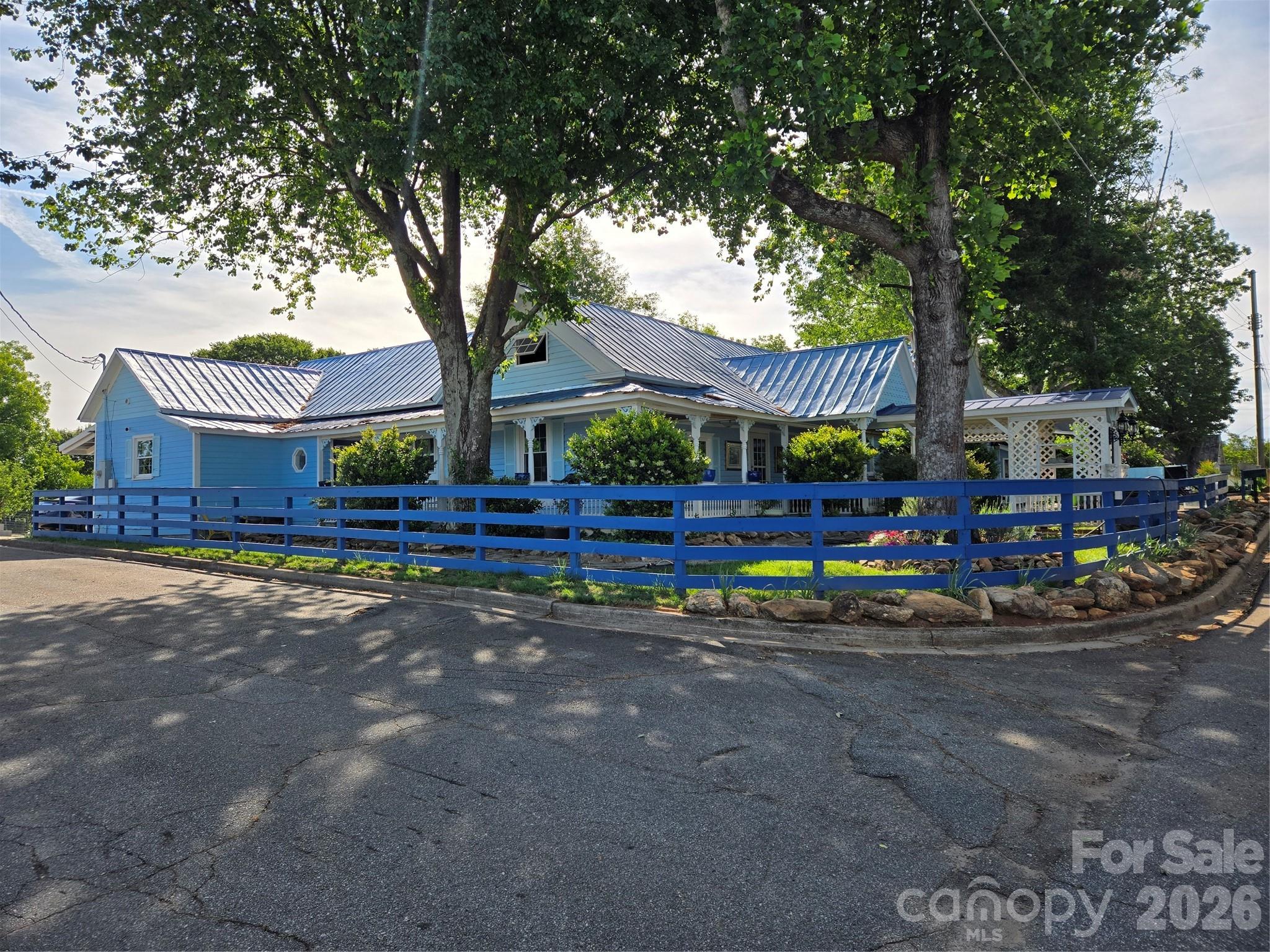 215 Cherry Mountain Street — Ellenboro