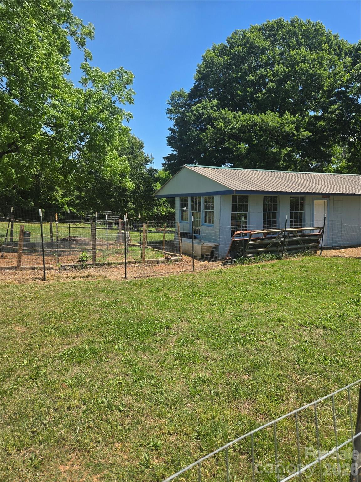 215 Cherry Mountain Street — Ellenboro