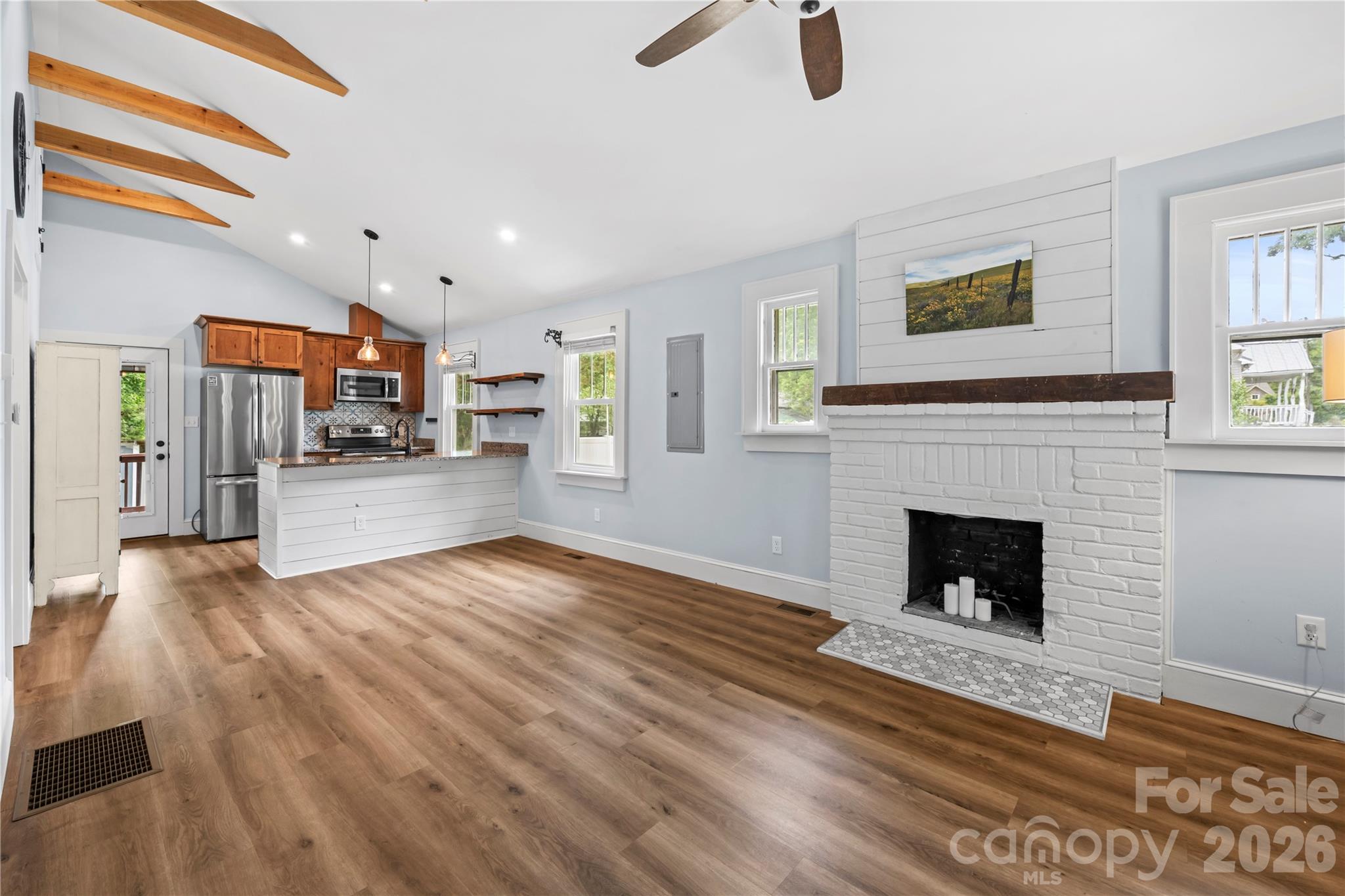 130 Winston Avenue — Asheville