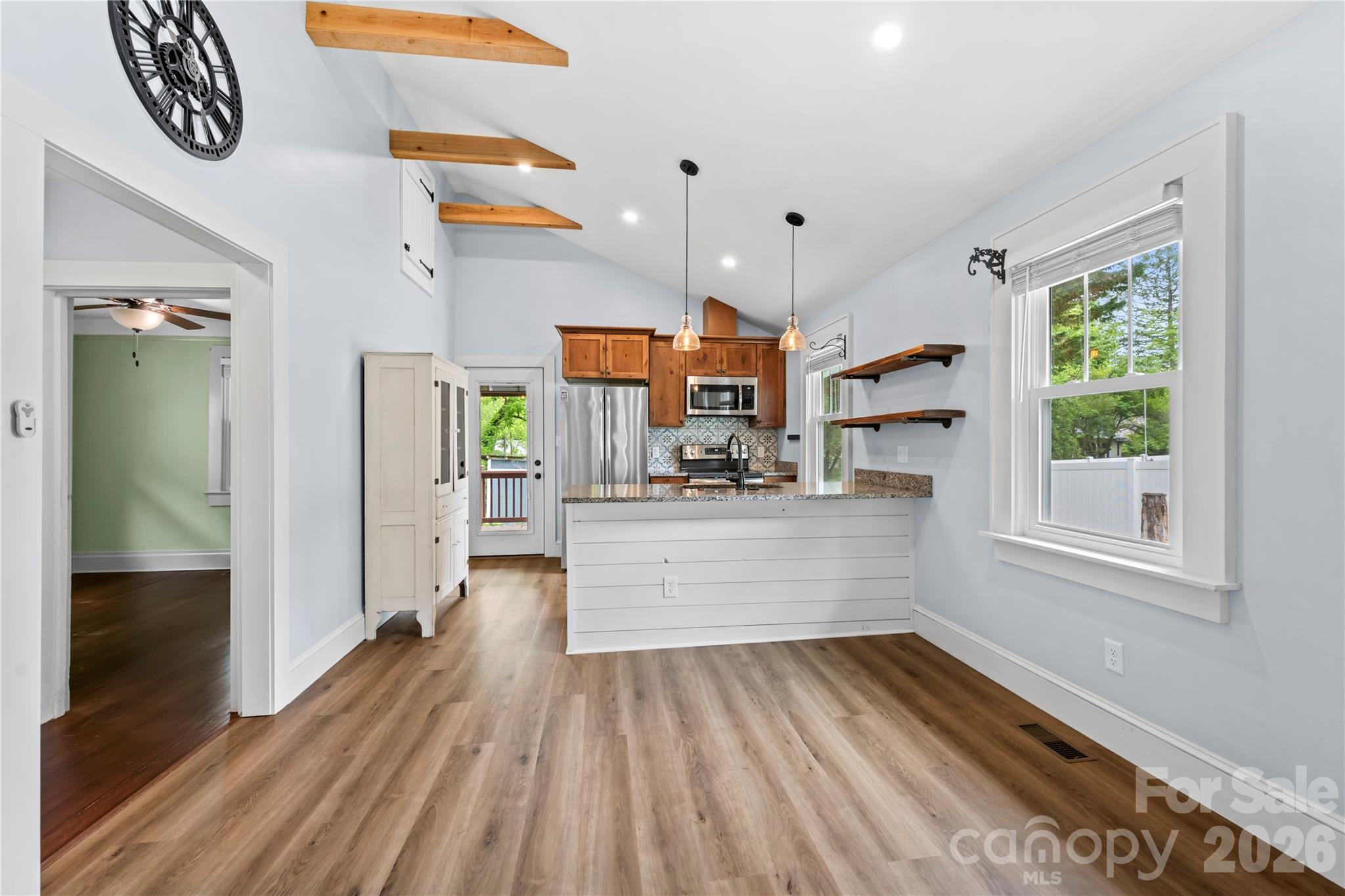 130 Winston Avenue — Asheville