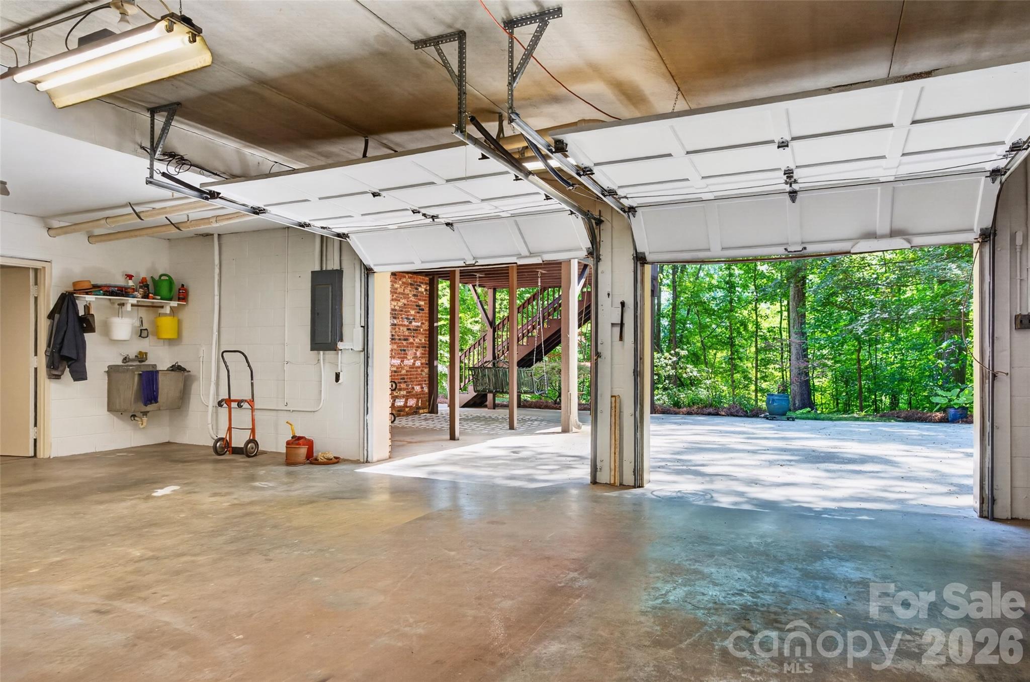 989 Hampton Place — Mooresville