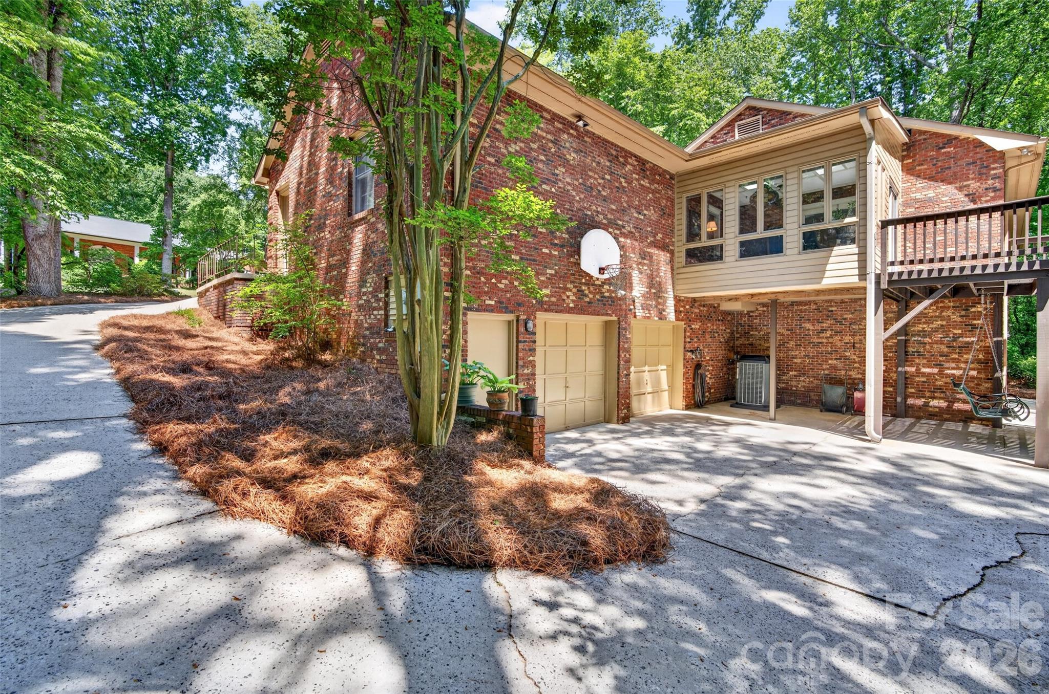 989 Hampton Place — Mooresville