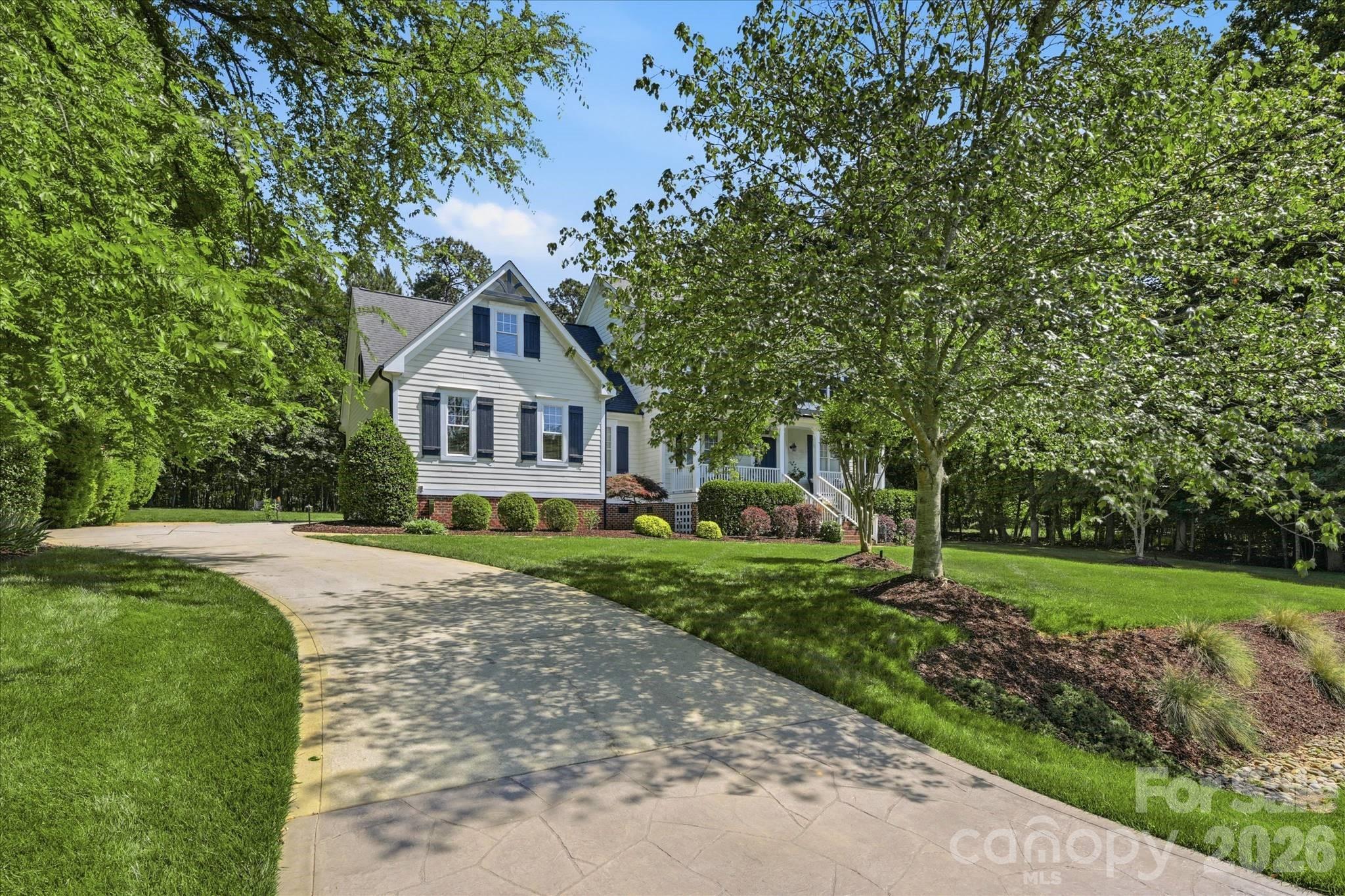 148 E Cold Hollow Farms Drive — Mooresville