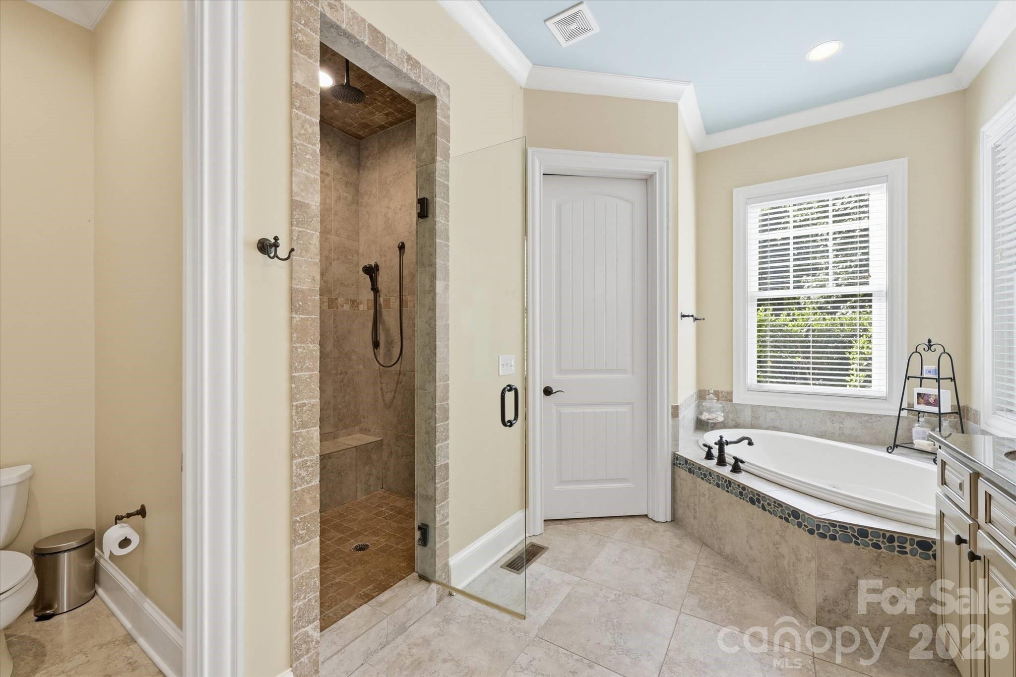 148 E Cold Hollow Farms Drive — Mooresville