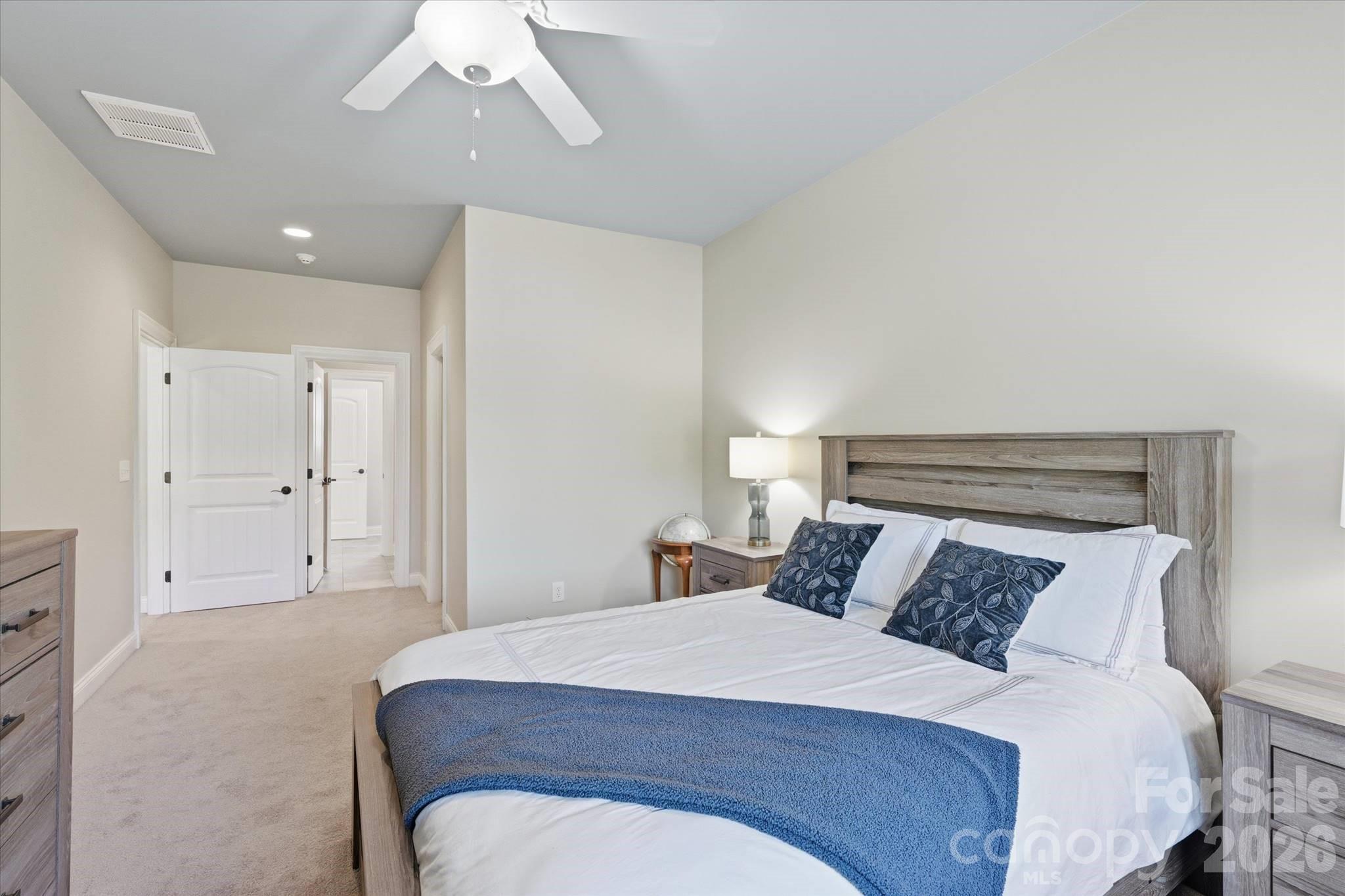 148 E Cold Hollow Farms Drive — Mooresville