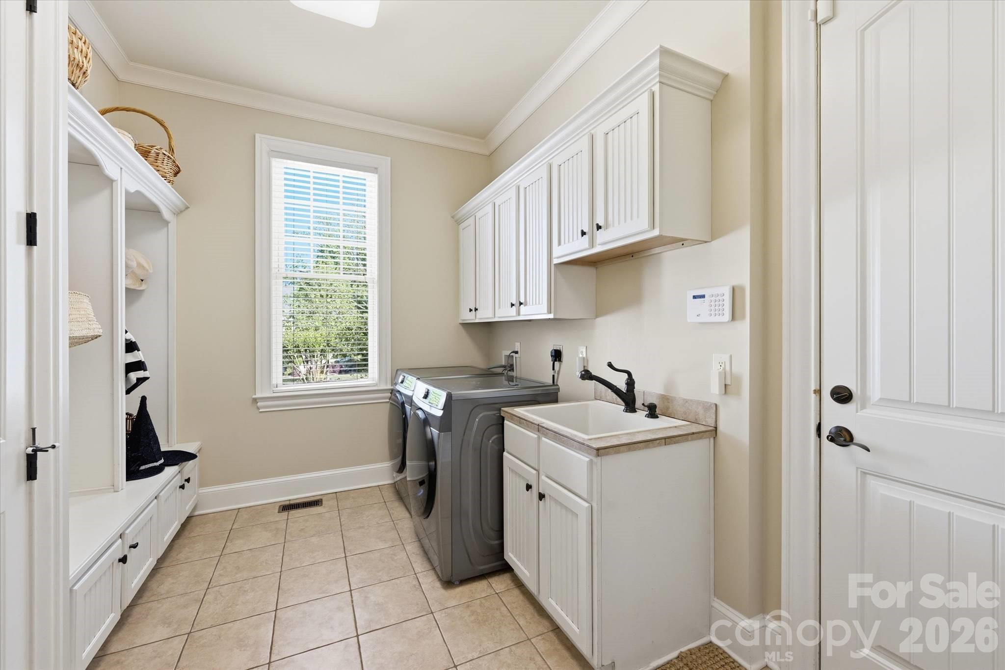 148 E Cold Hollow Farms Drive — Mooresville