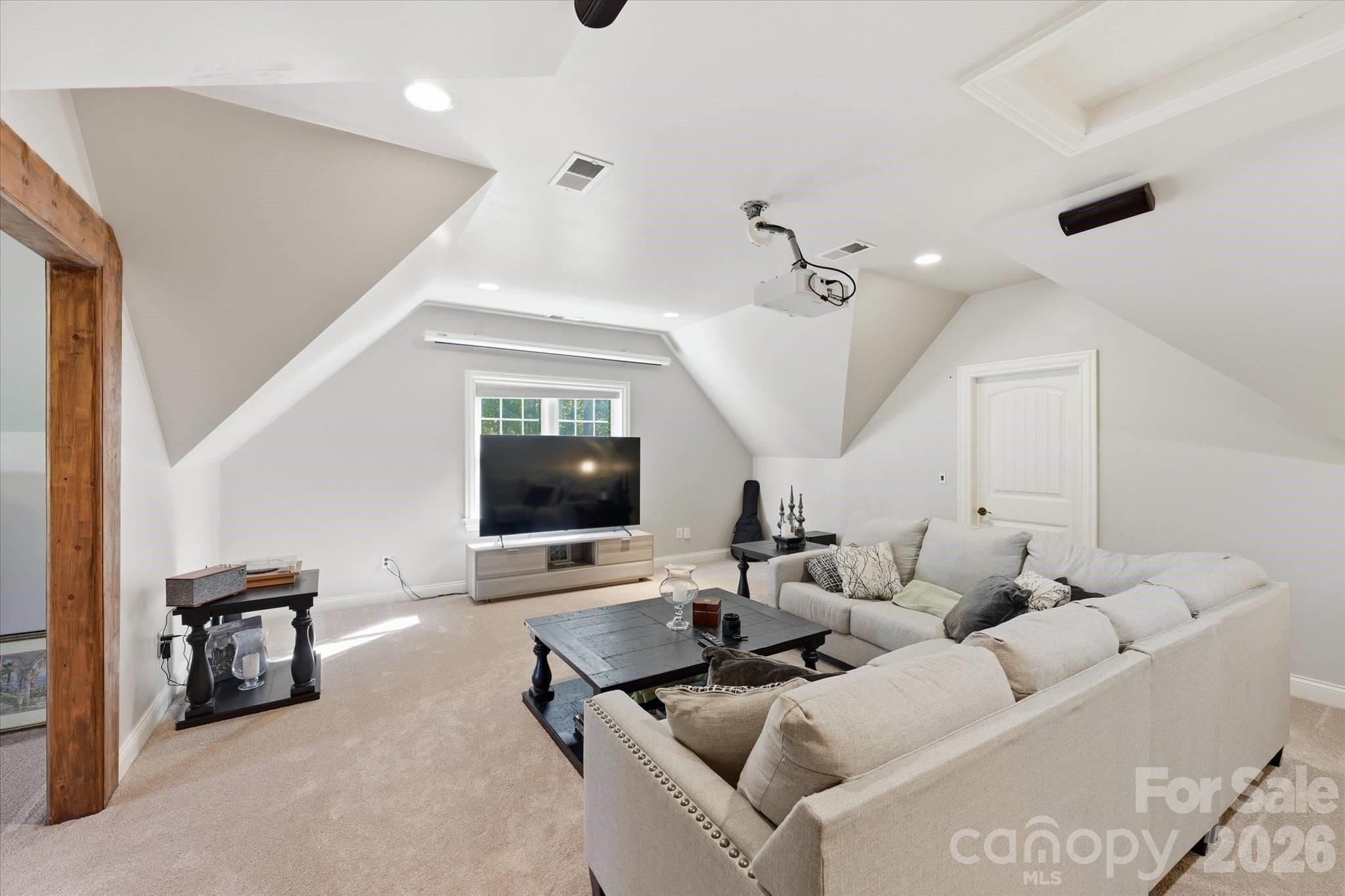 148 E Cold Hollow Farms Drive — Mooresville