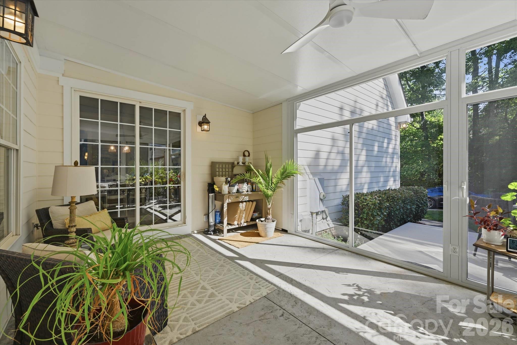148 E Cold Hollow Farms Drive — Mooresville