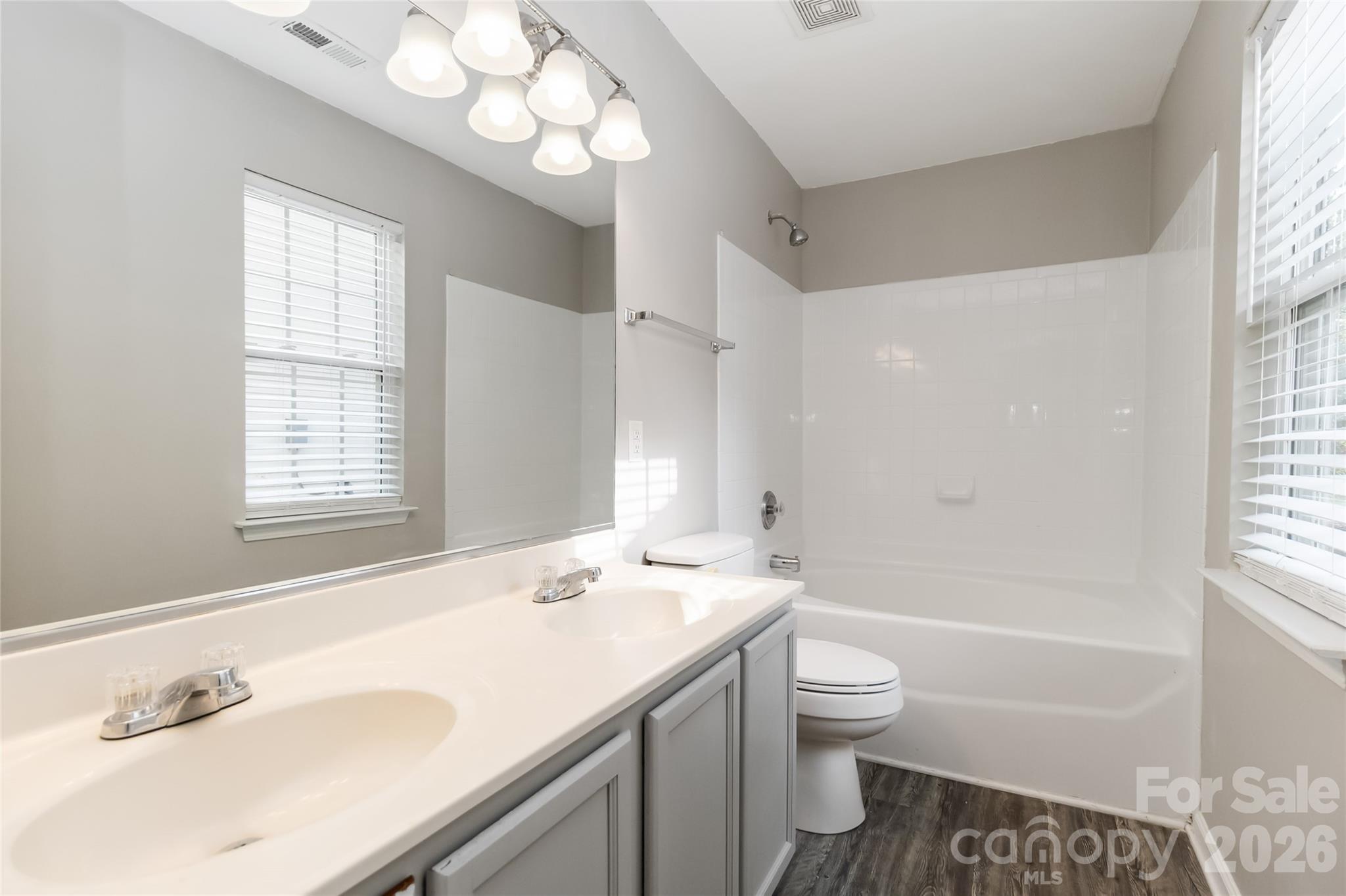 2721 Fairstone Avenue — Charlotte