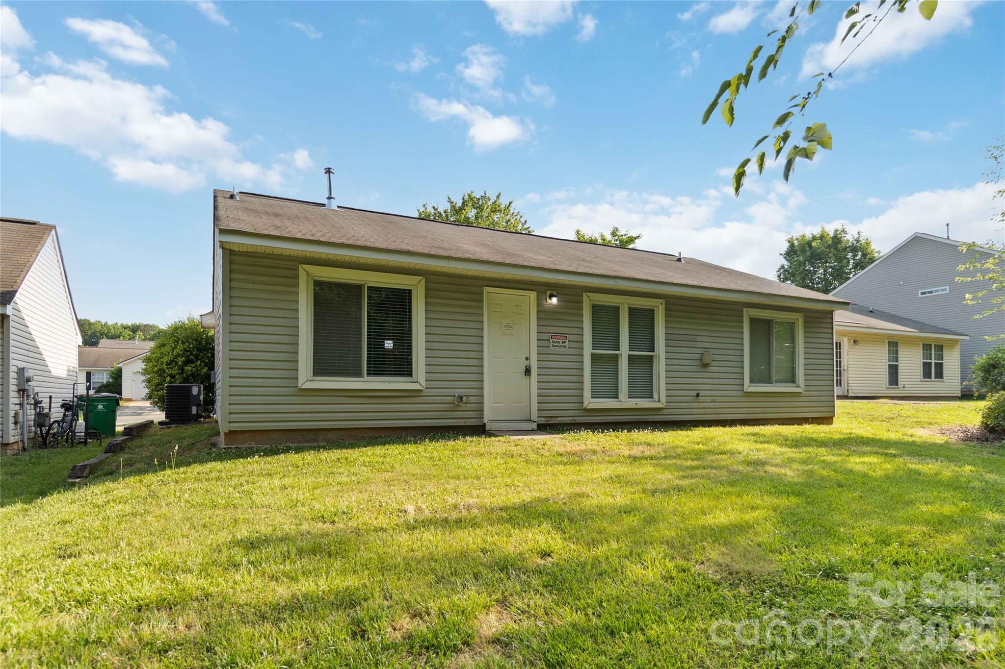 2721 Fairstone Avenue — Charlotte