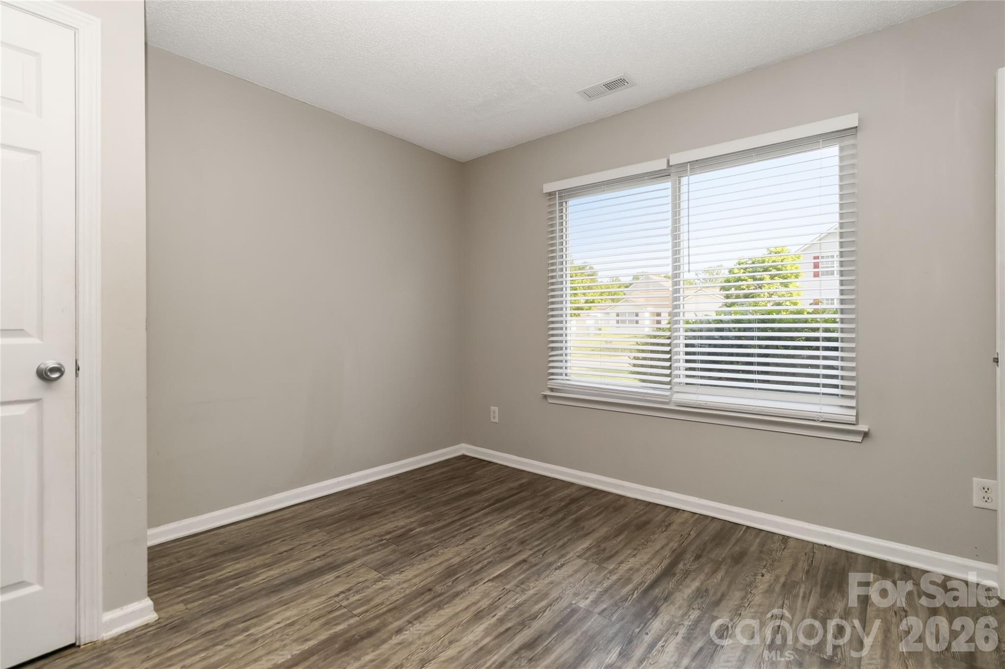 2721 Fairstone Avenue — Charlotte
