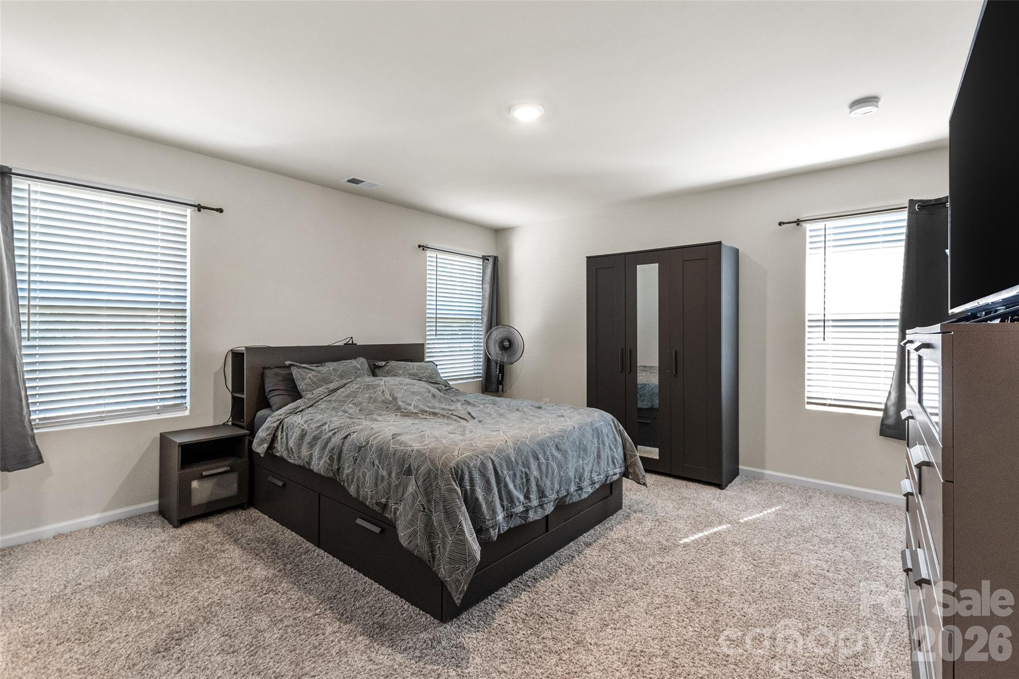 380 Olympia Way — York