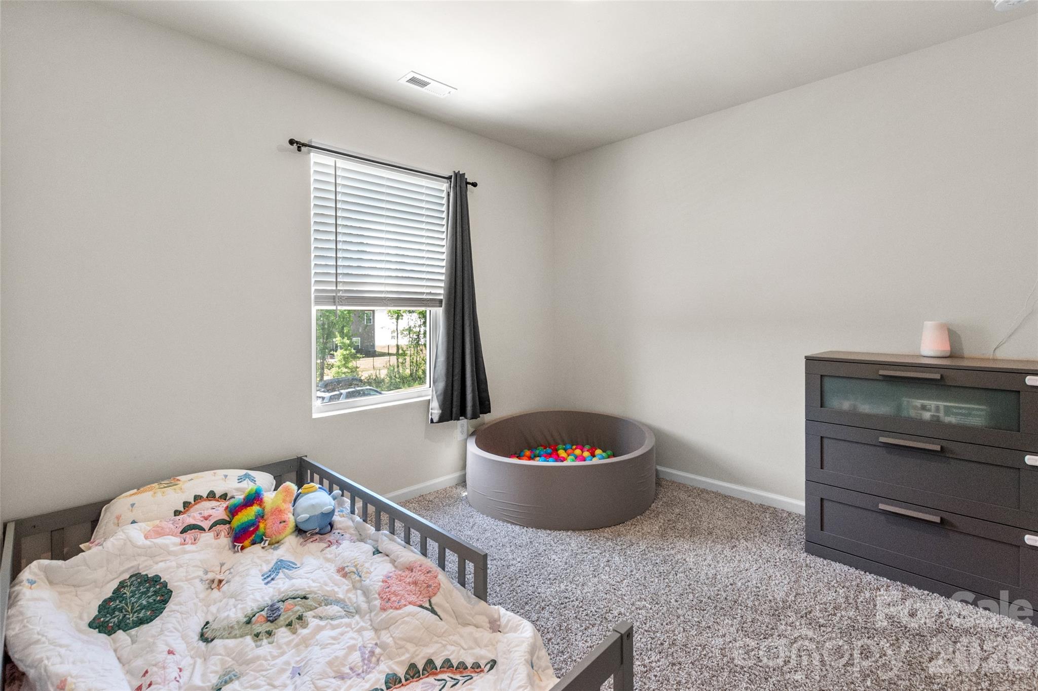 380 Olympia Way — York