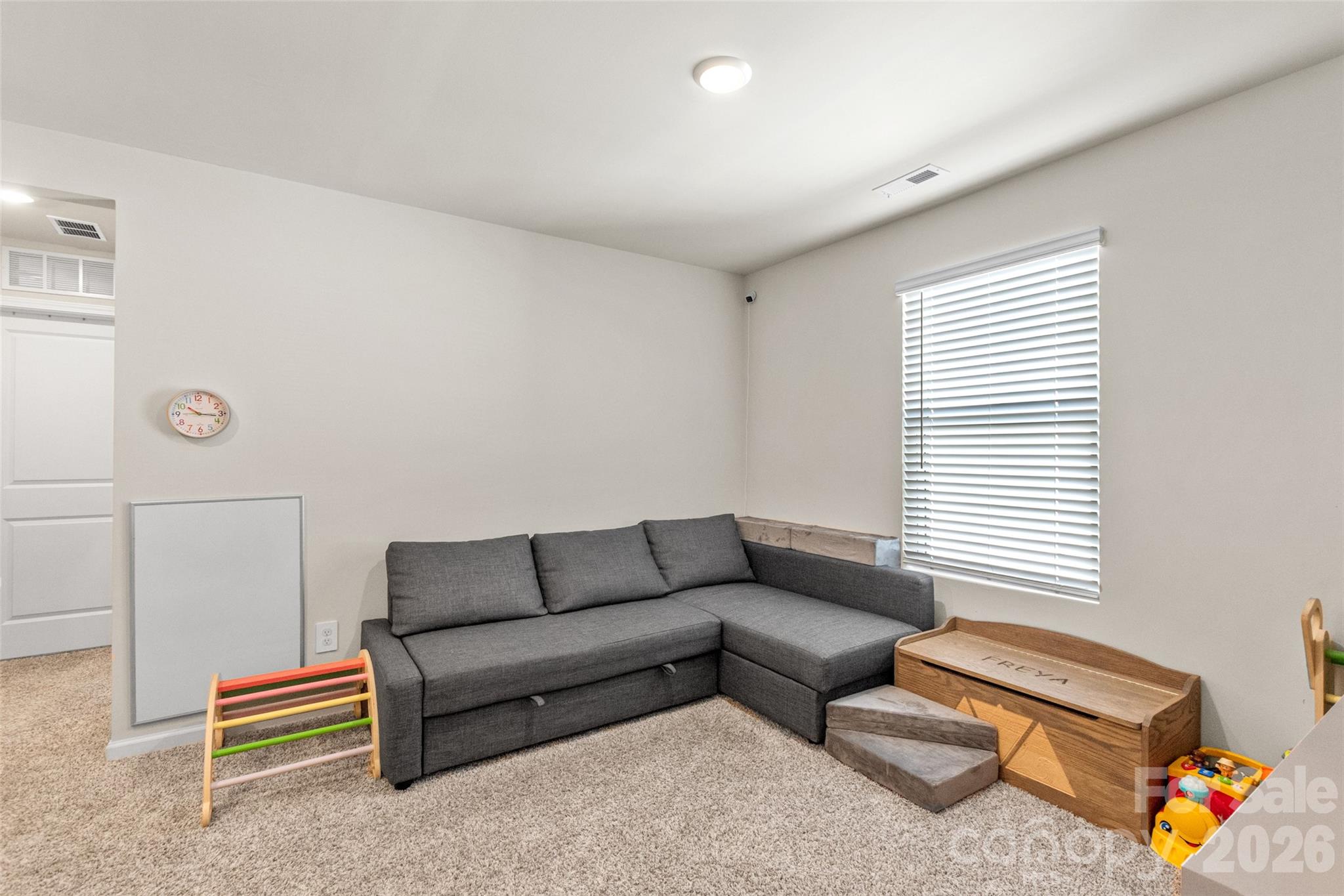 380 Olympia Way — York