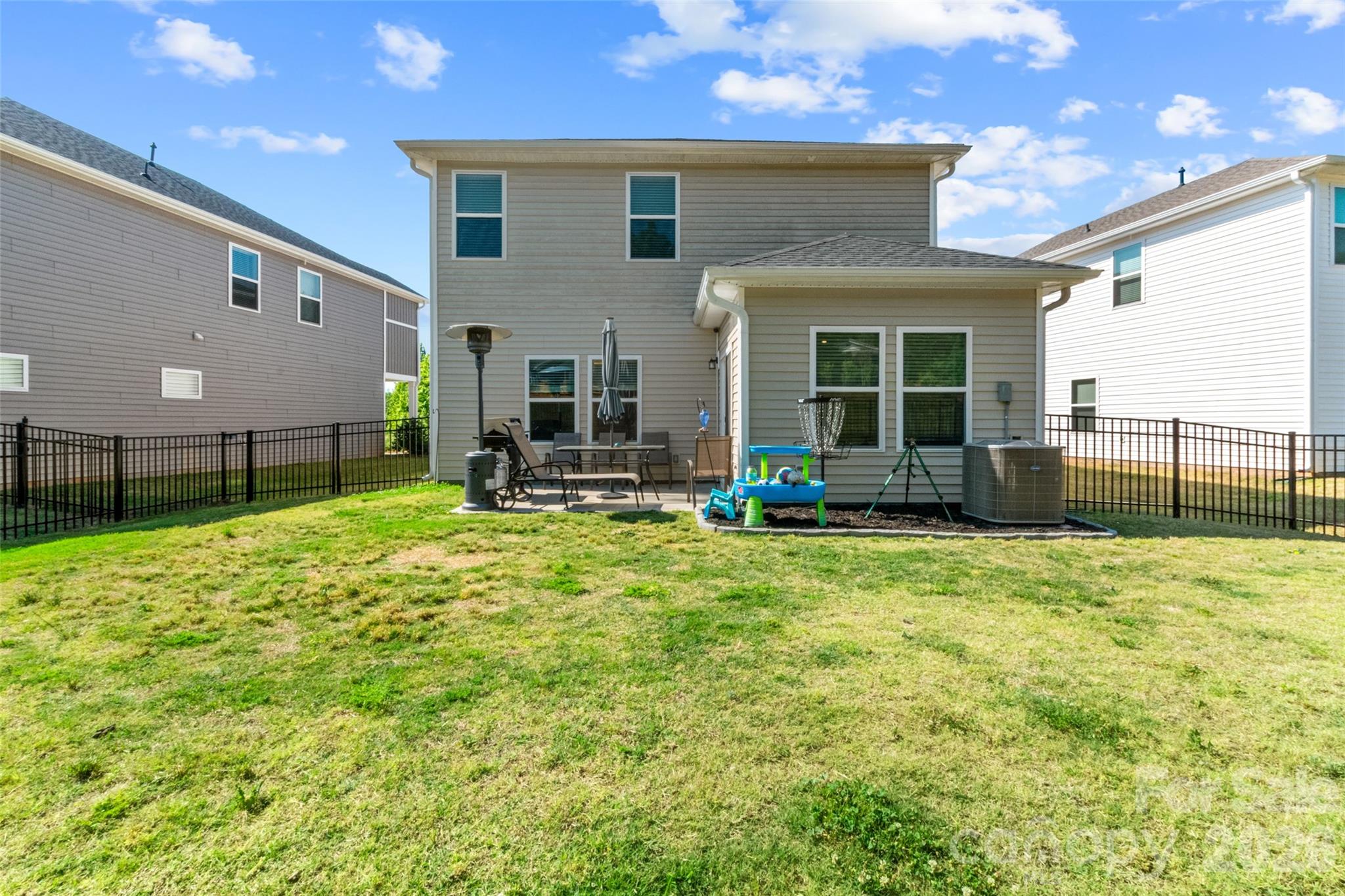 380 Olympia Way — York