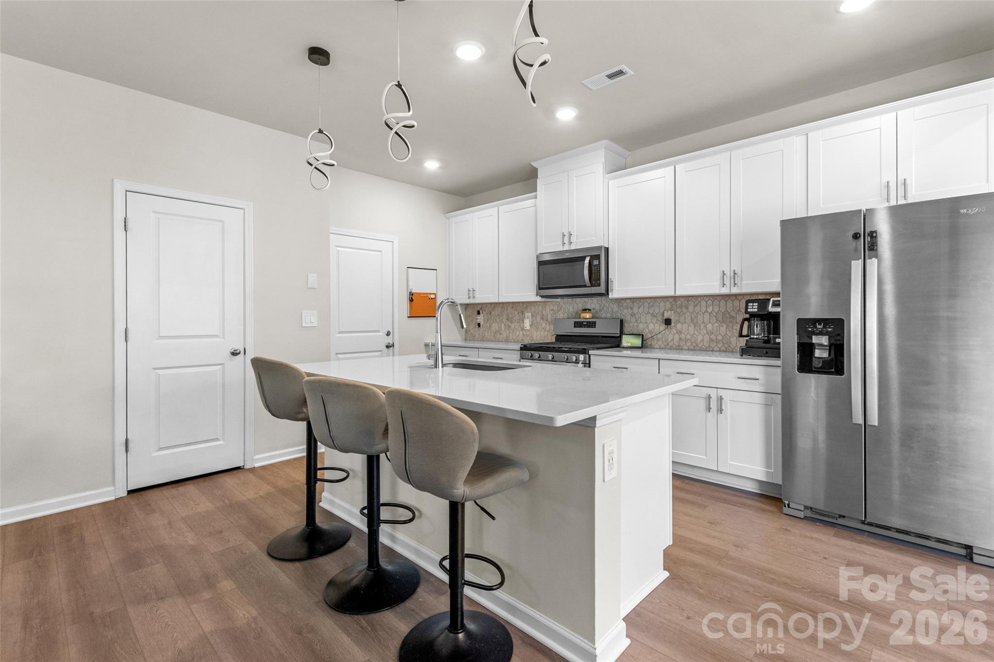 380 Olympia Way — York