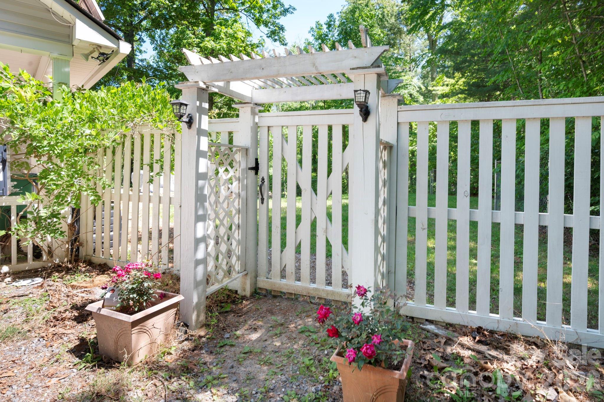 43 Charles Marlowe Drive — Fairview