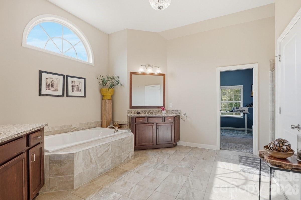 7323 Harcourt Crossing — Fort Mill