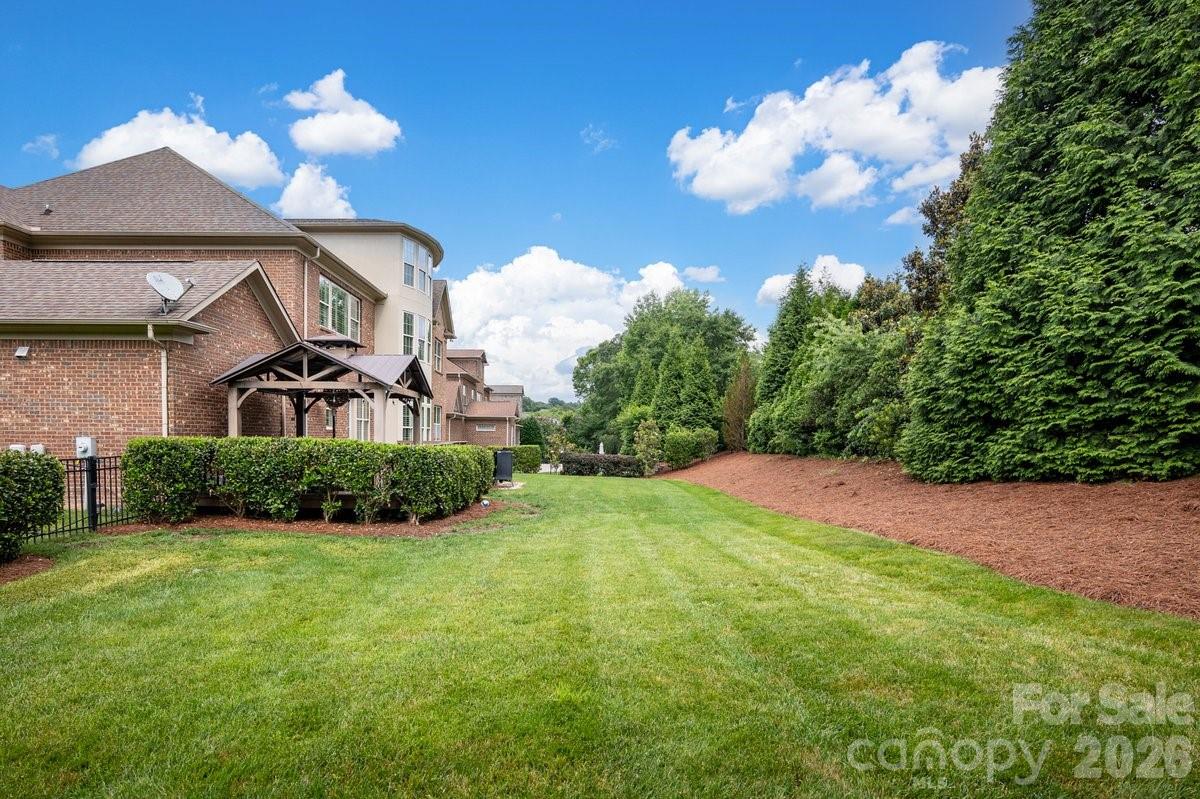 7323 Harcourt Crossing — Fort Mill