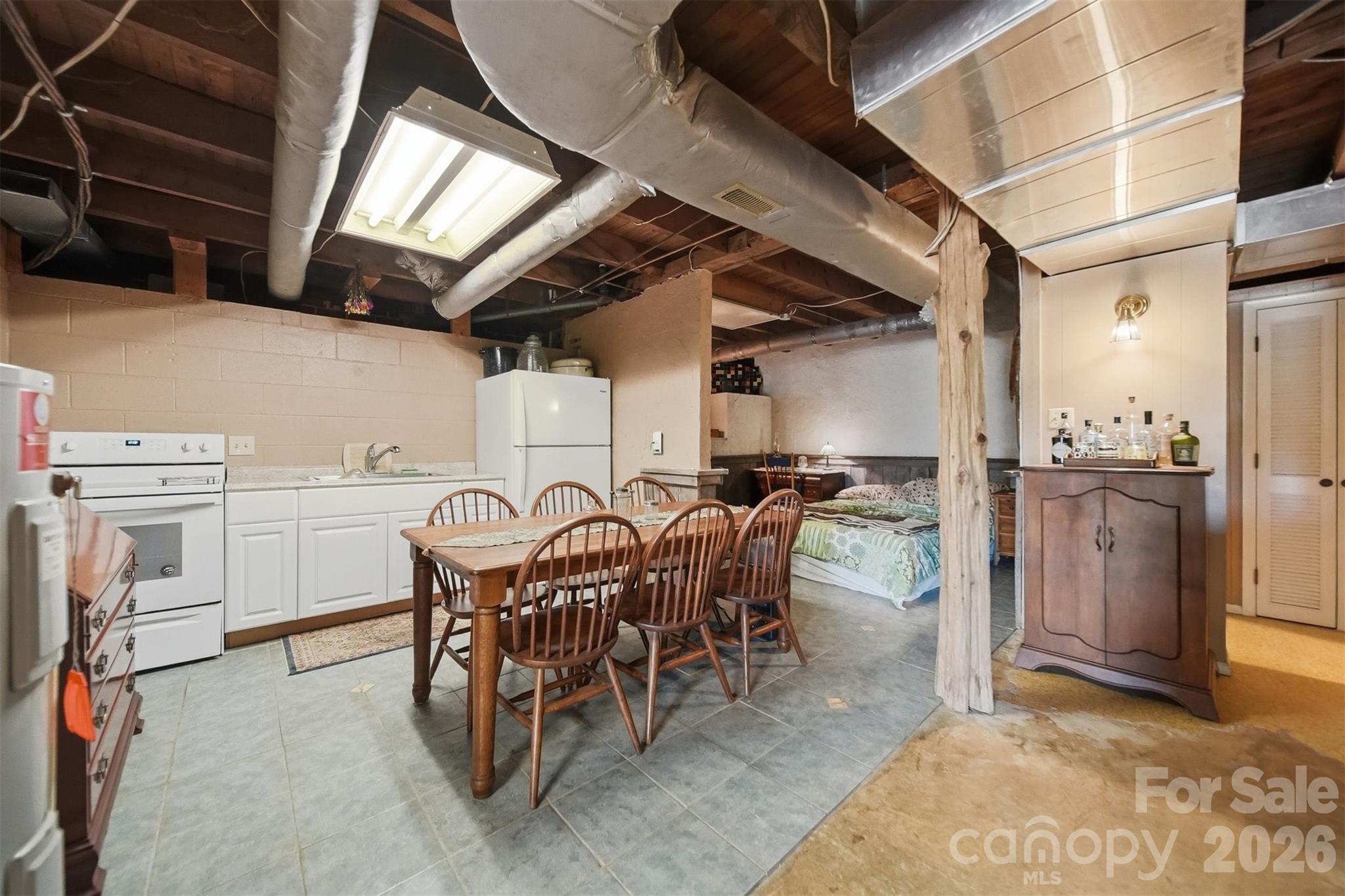 301 Corinth Church Circle — Casar