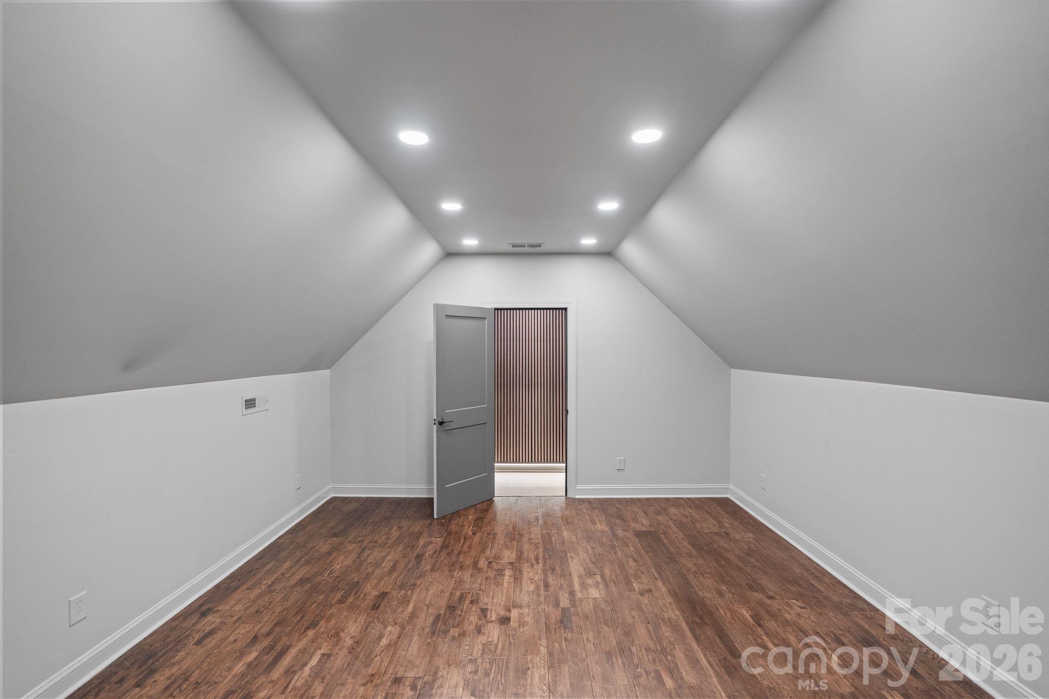 9700 Tournament Drive — Matthews