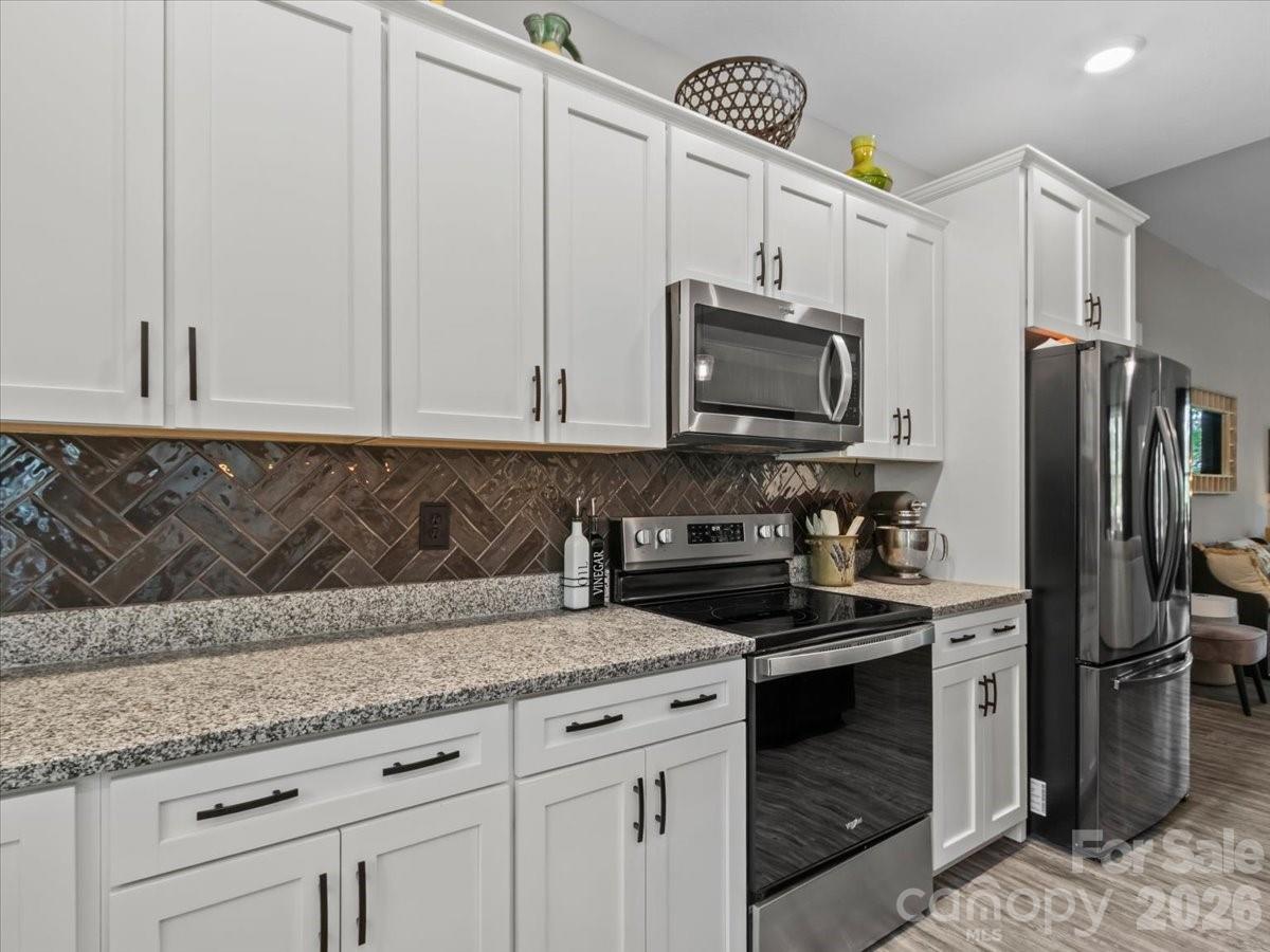 36 Cherry Ridge Lane — Weaverville