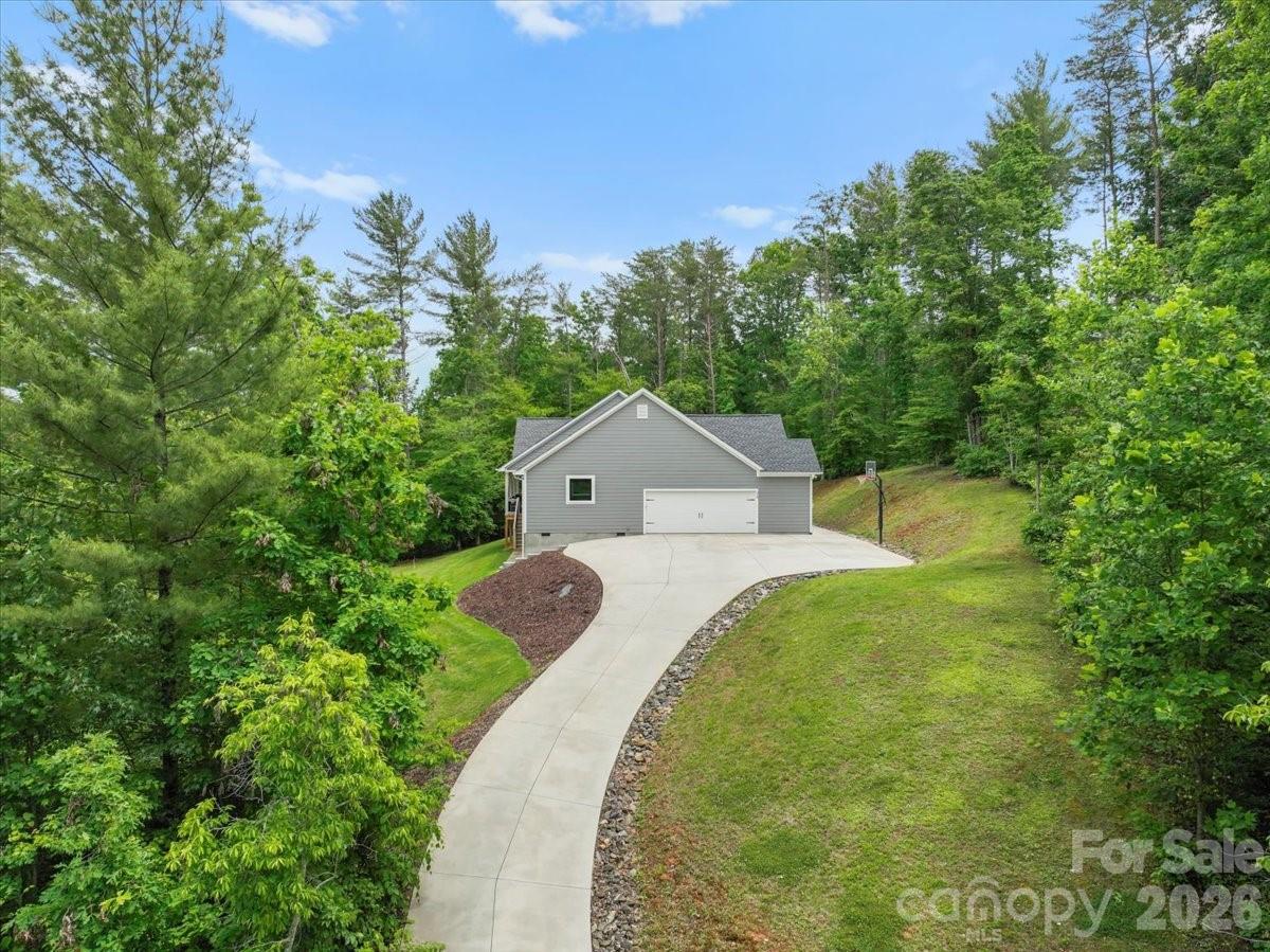 36 Cherry Ridge Lane — Weaverville