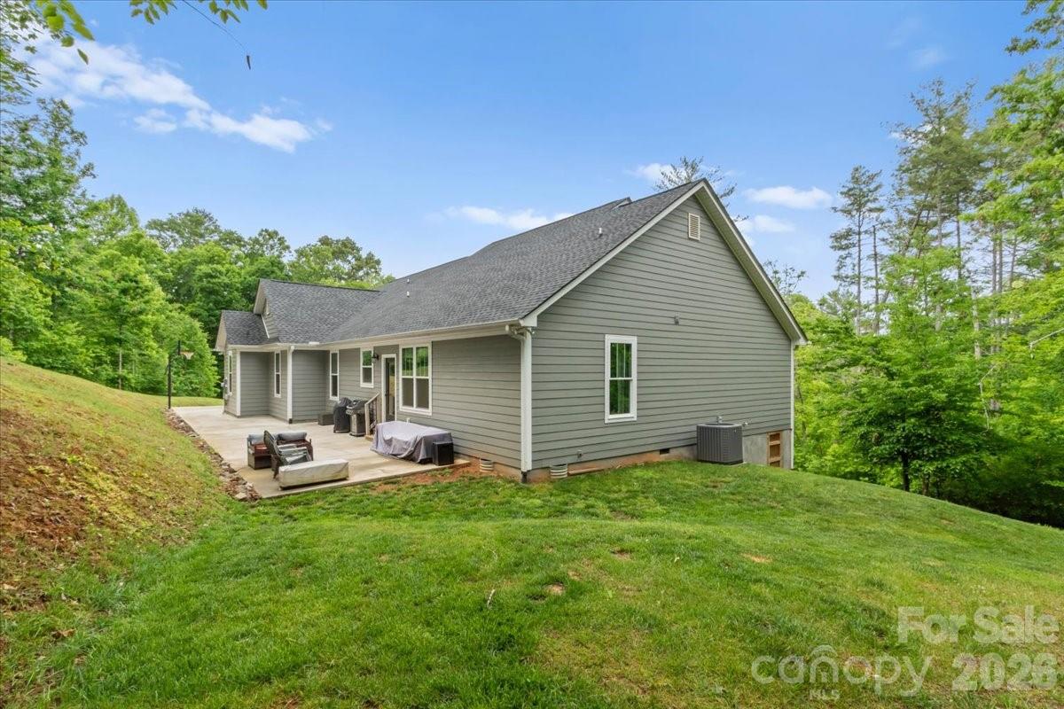 36 Cherry Ridge Lane — Weaverville