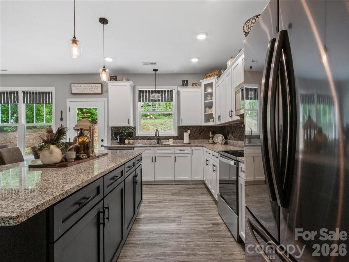 36 Cherry Ridge Lane — Weaverville