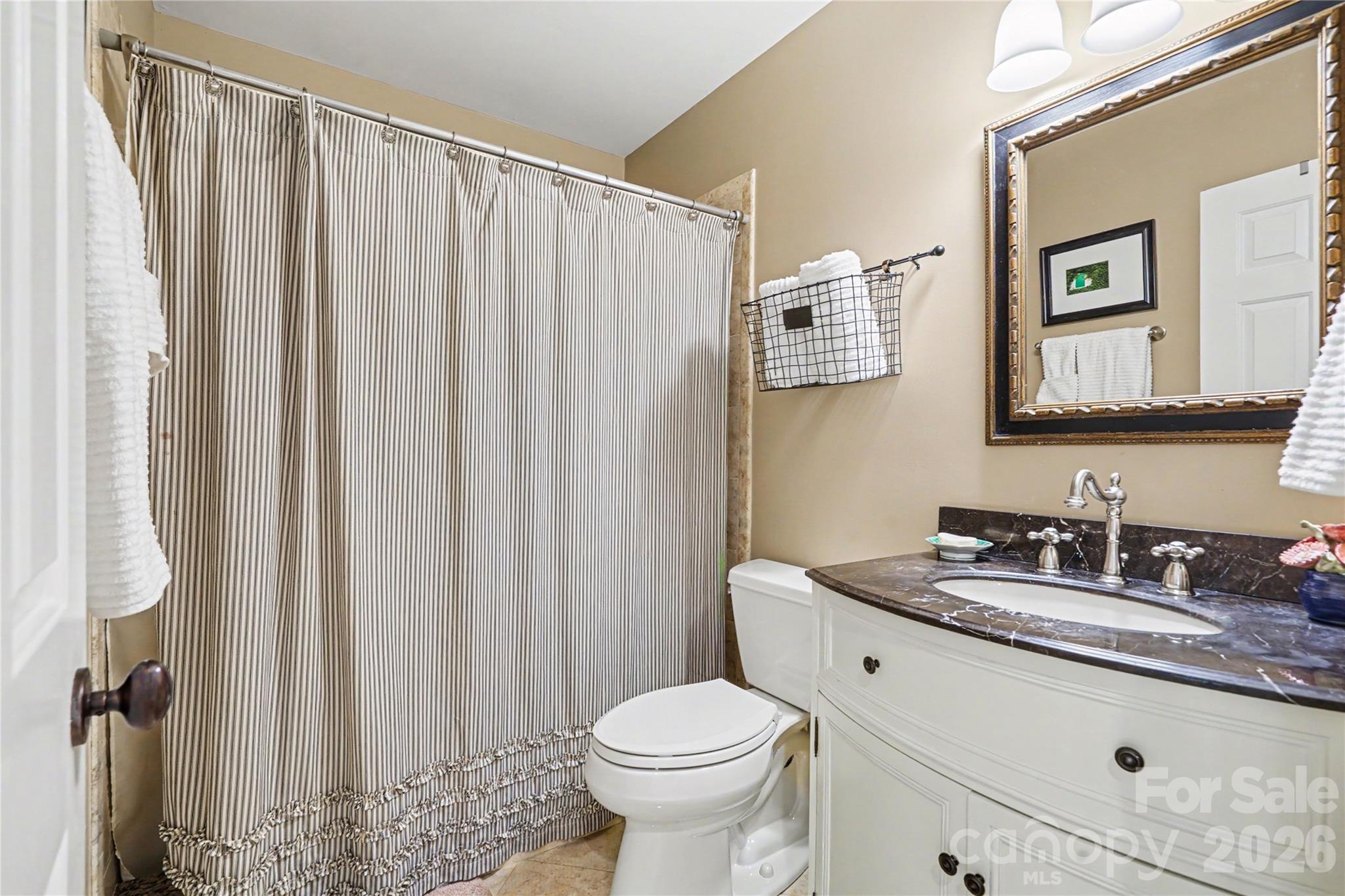 6419 Scarlet Oak Lane — Charlotte