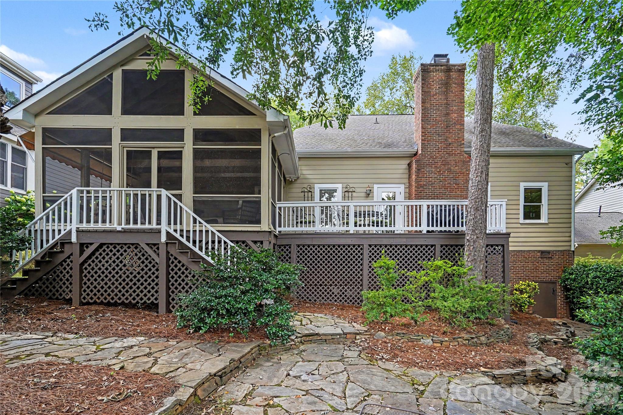 6419 Scarlet Oak Lane — Charlotte