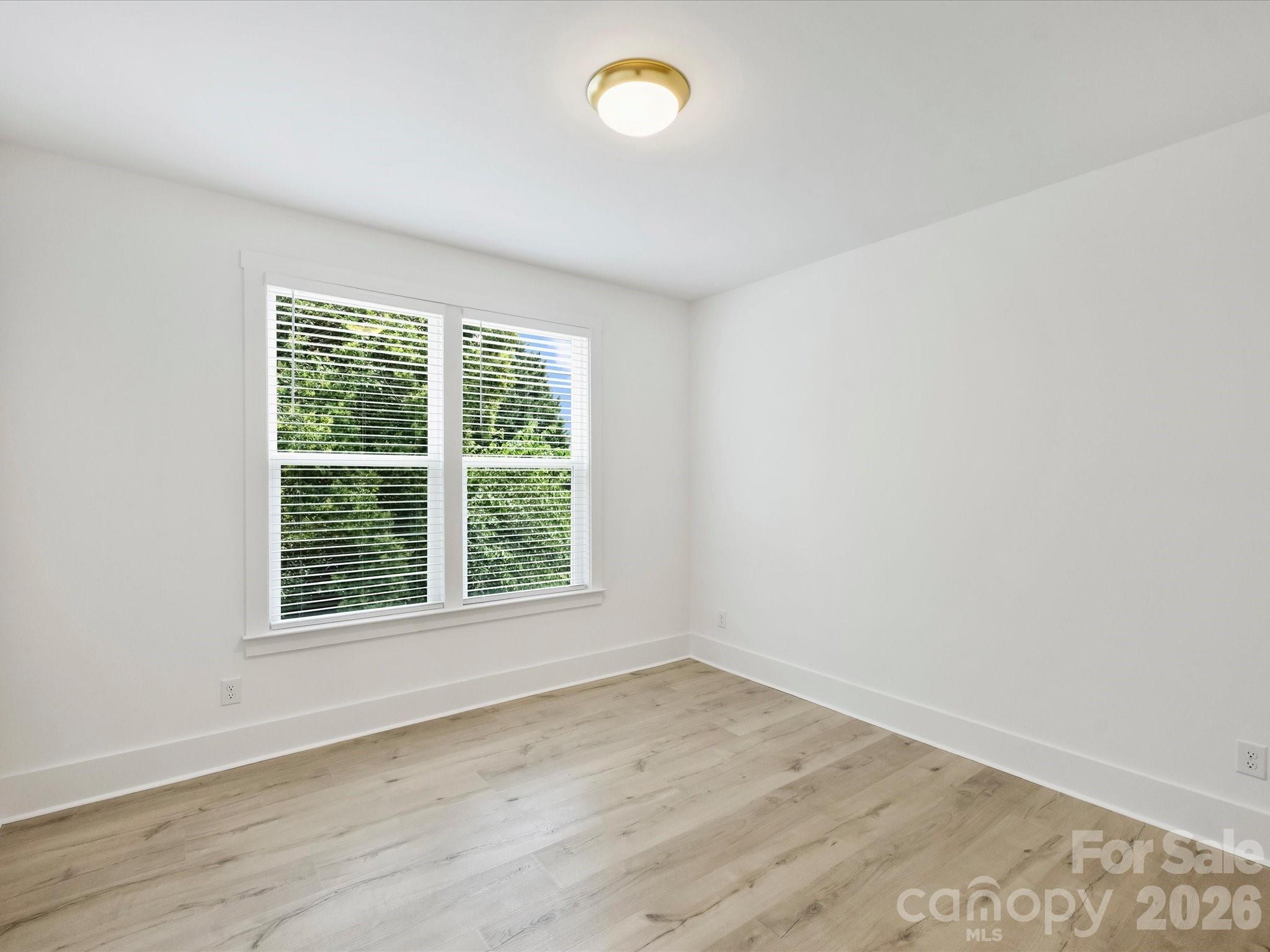 1125 E 35th Street — Charlotte