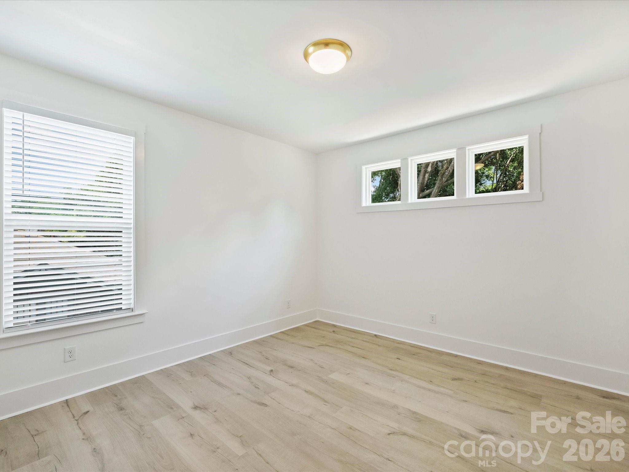 1125 E 35th Street — Charlotte