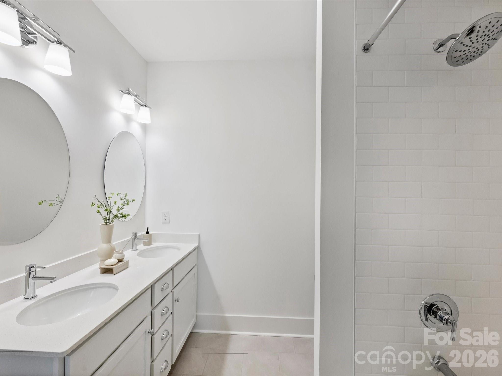 1125 E 35th Street — Charlotte