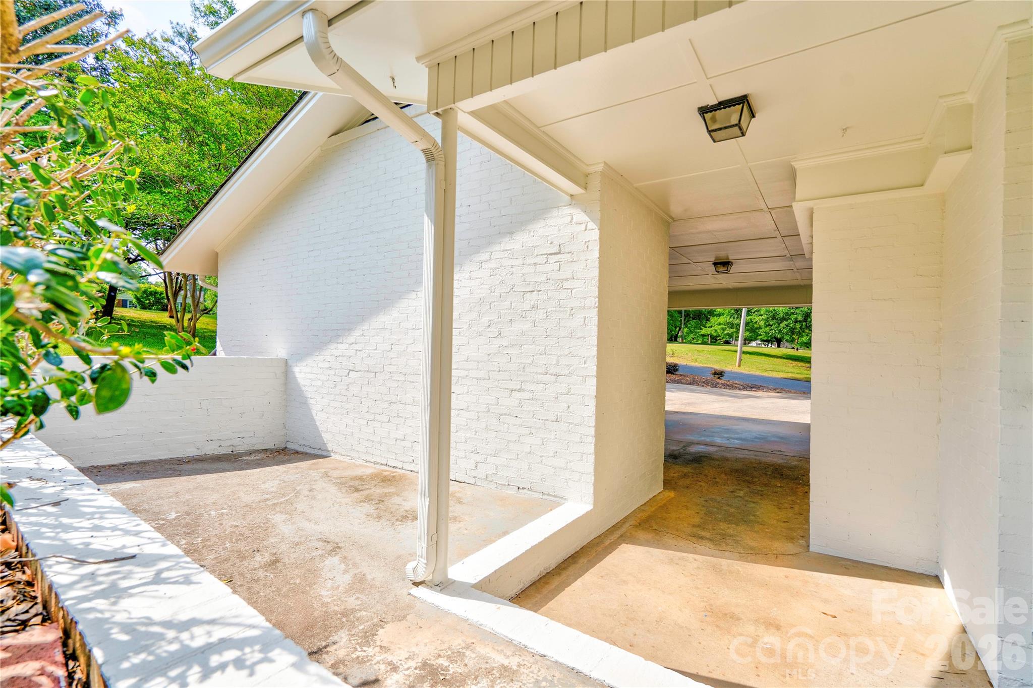 809 Forest Hills Drive — Shelby