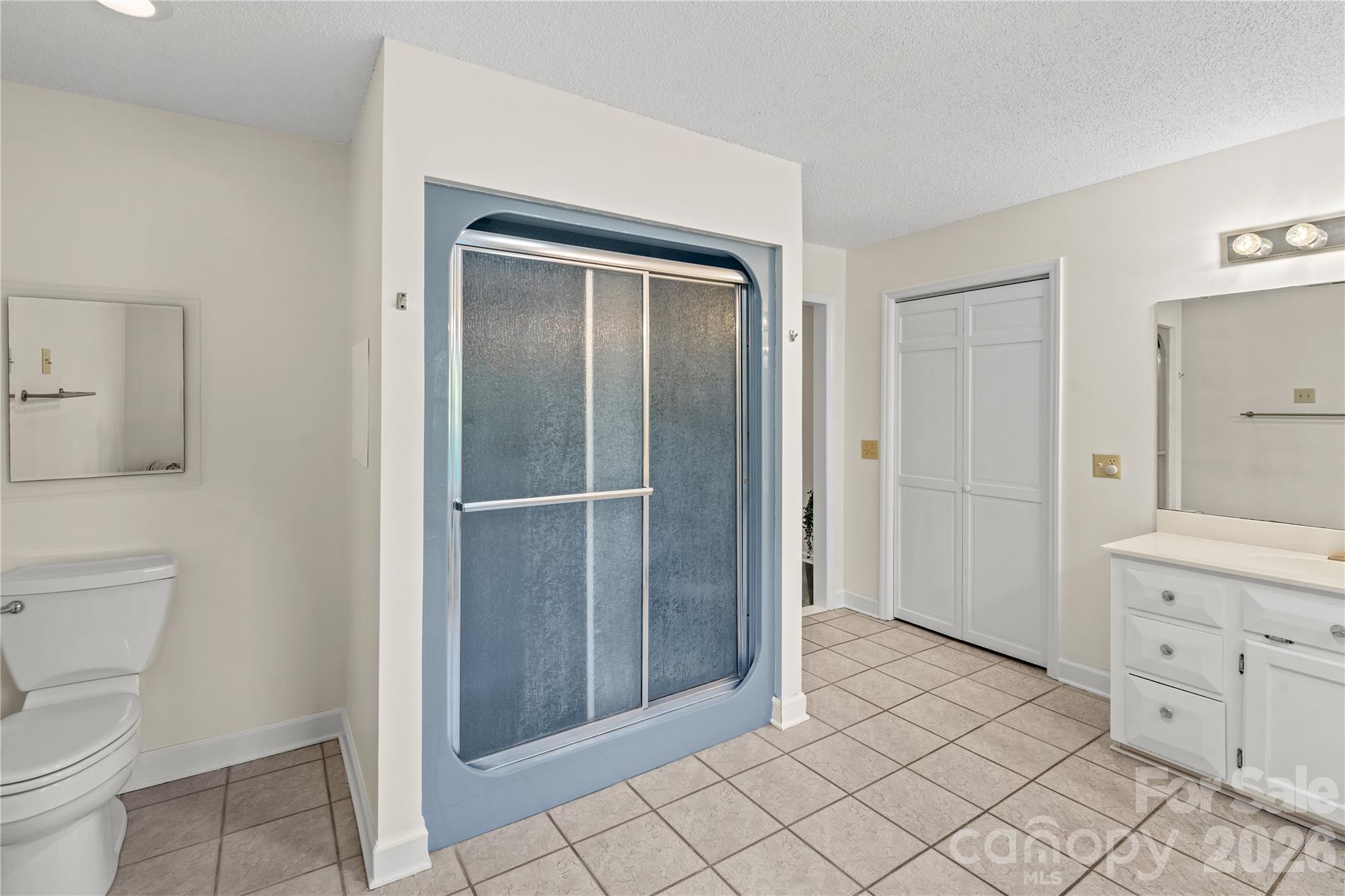 47209 Paradise Lane — Norwood