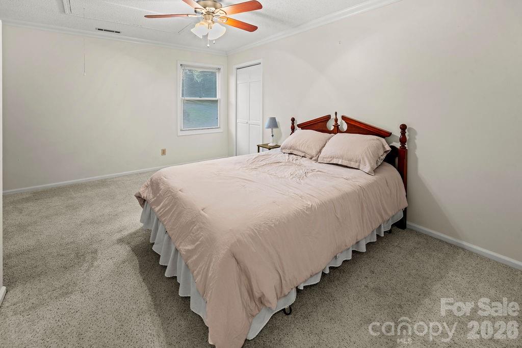 47209 Paradise Lane — Norwood