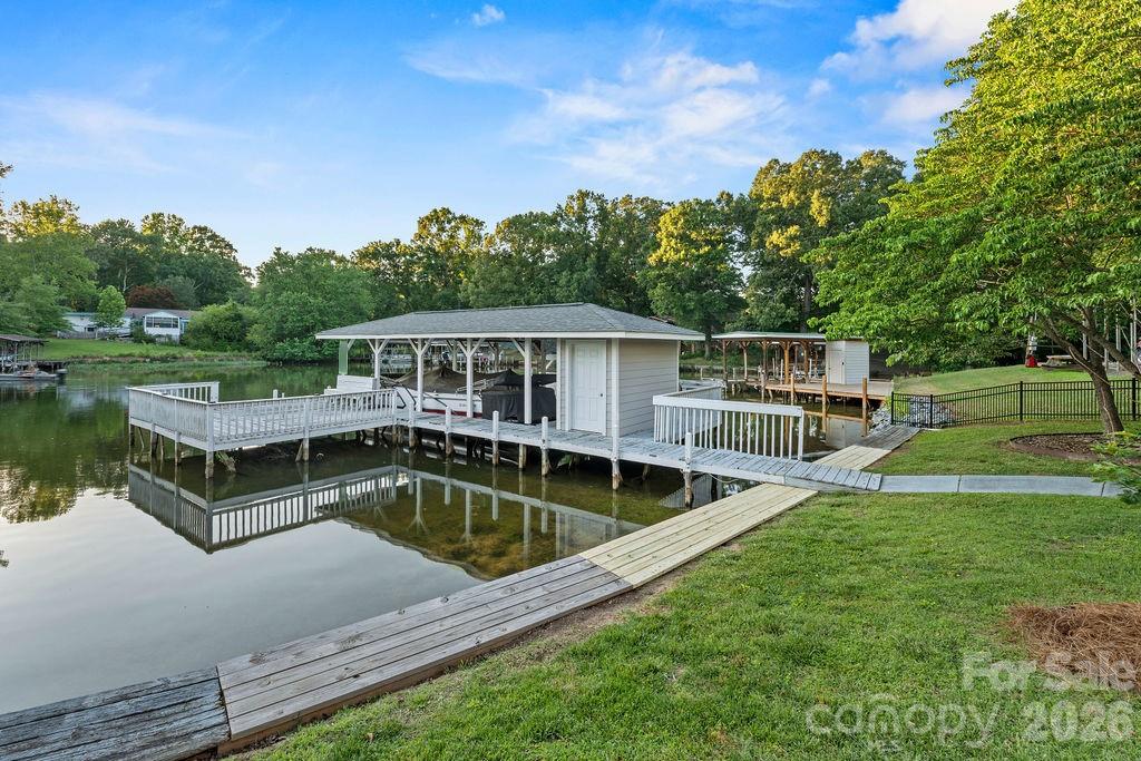 47209 Paradise Lane — Norwood