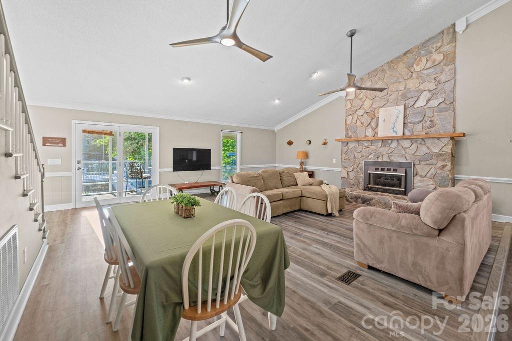 47209 Paradise Lane — Norwood