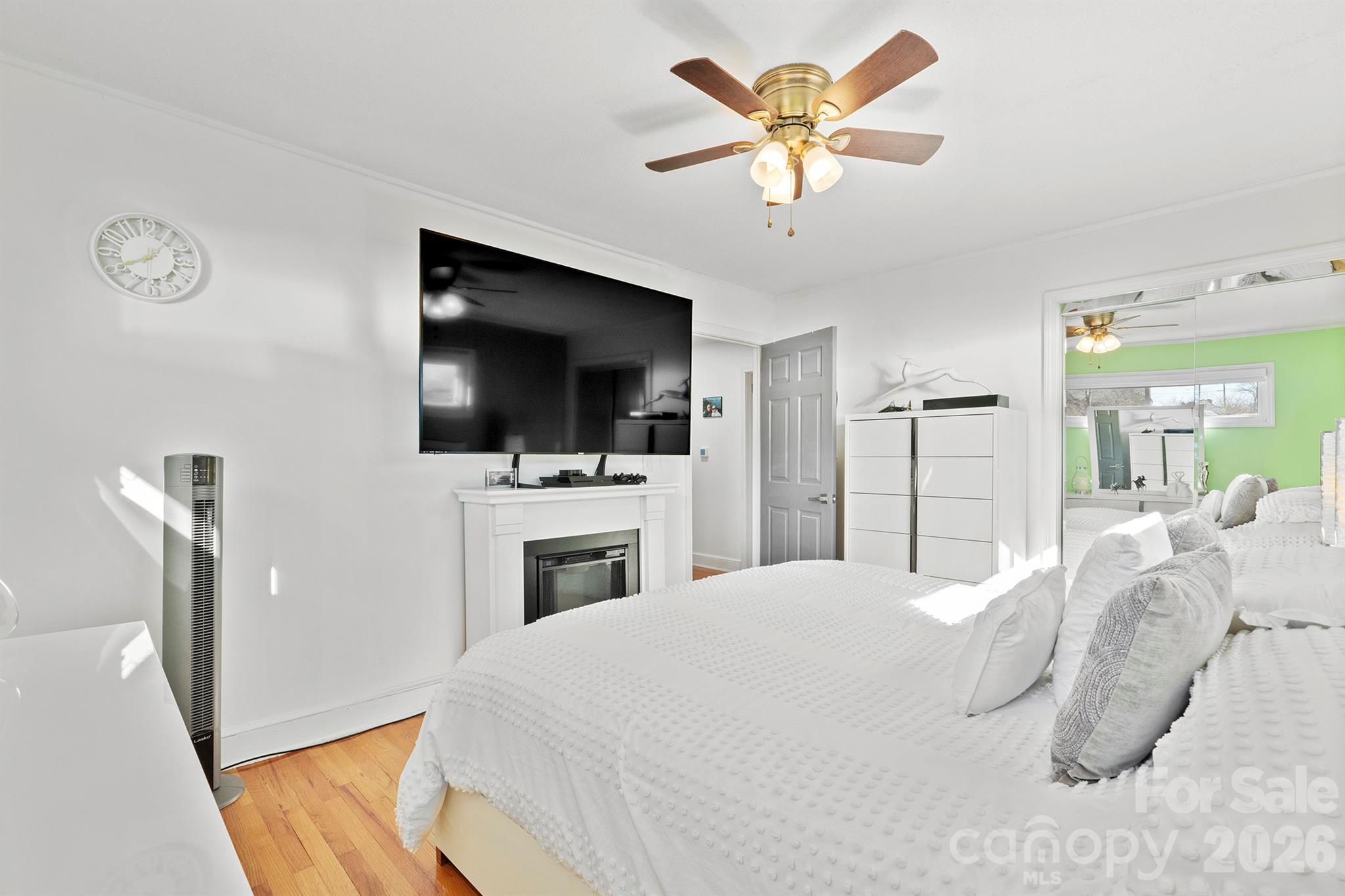 101 Bluebird Lane — Morganton
