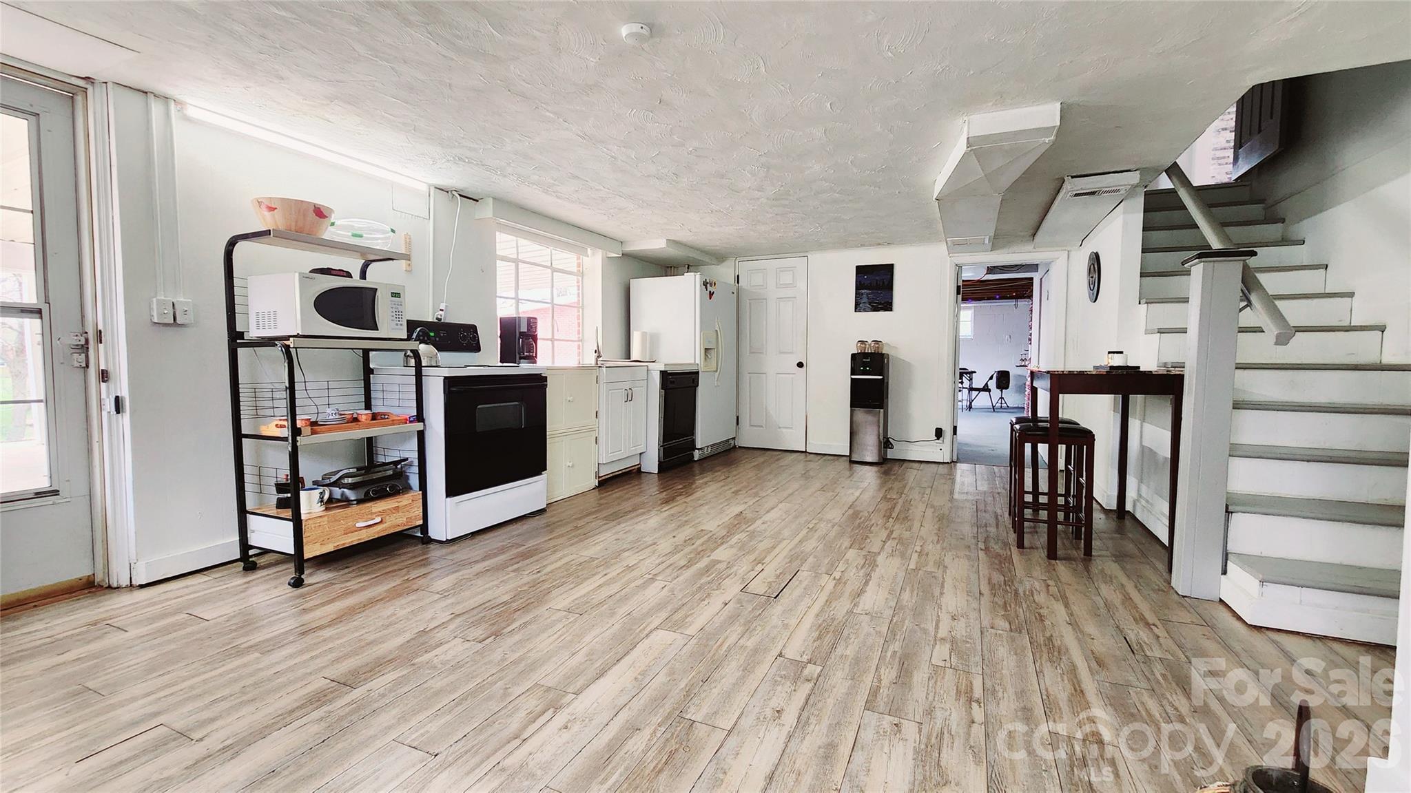101 Bluebird Lane — Morganton