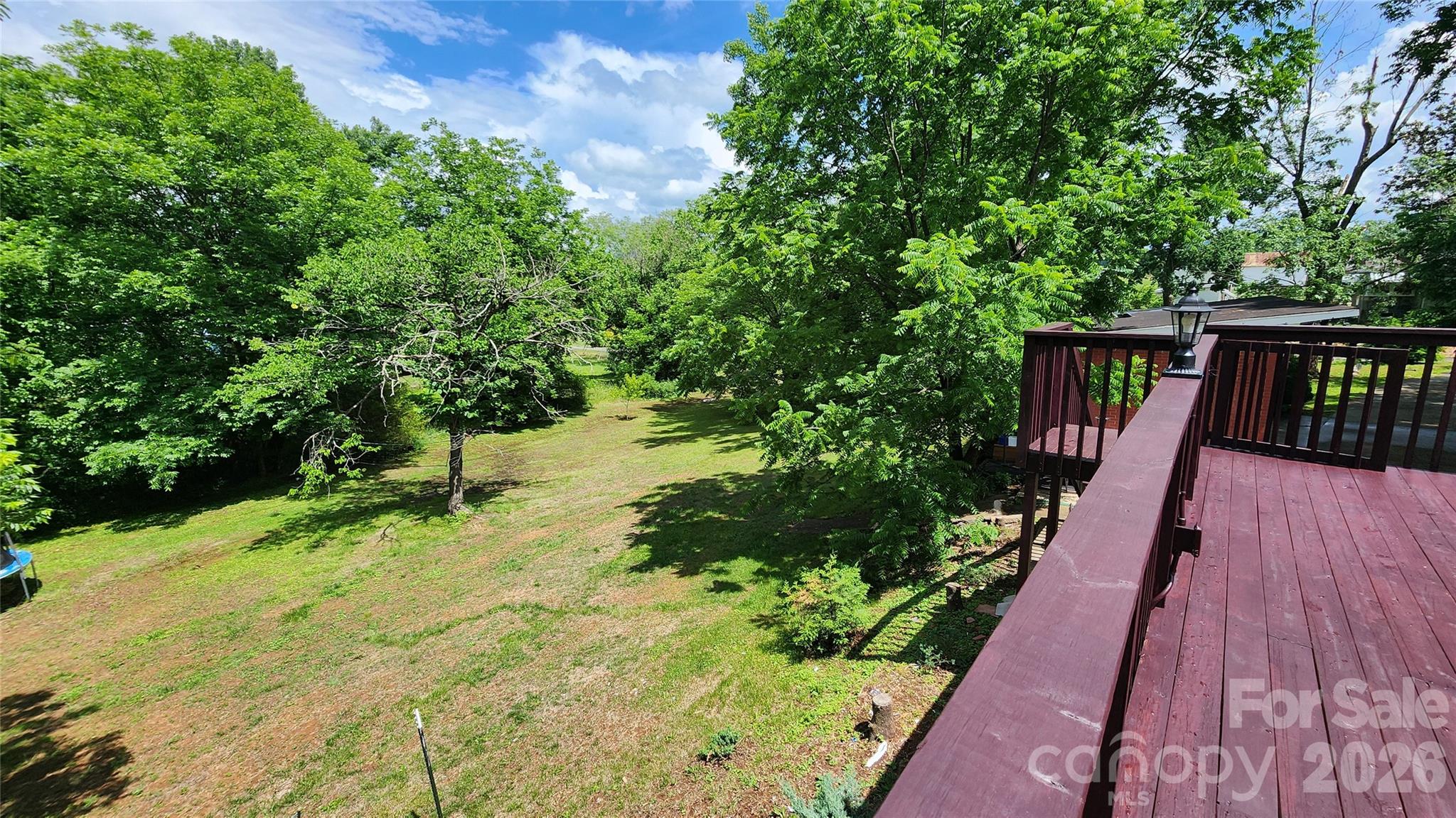 101 Bluebird Lane — Morganton