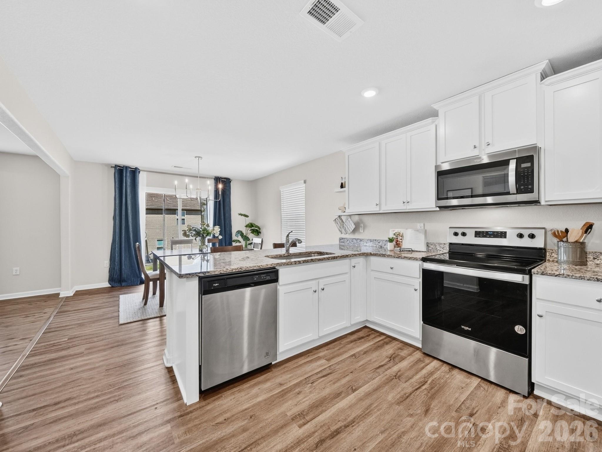 8128 Derby Woods Lane — Charlotte